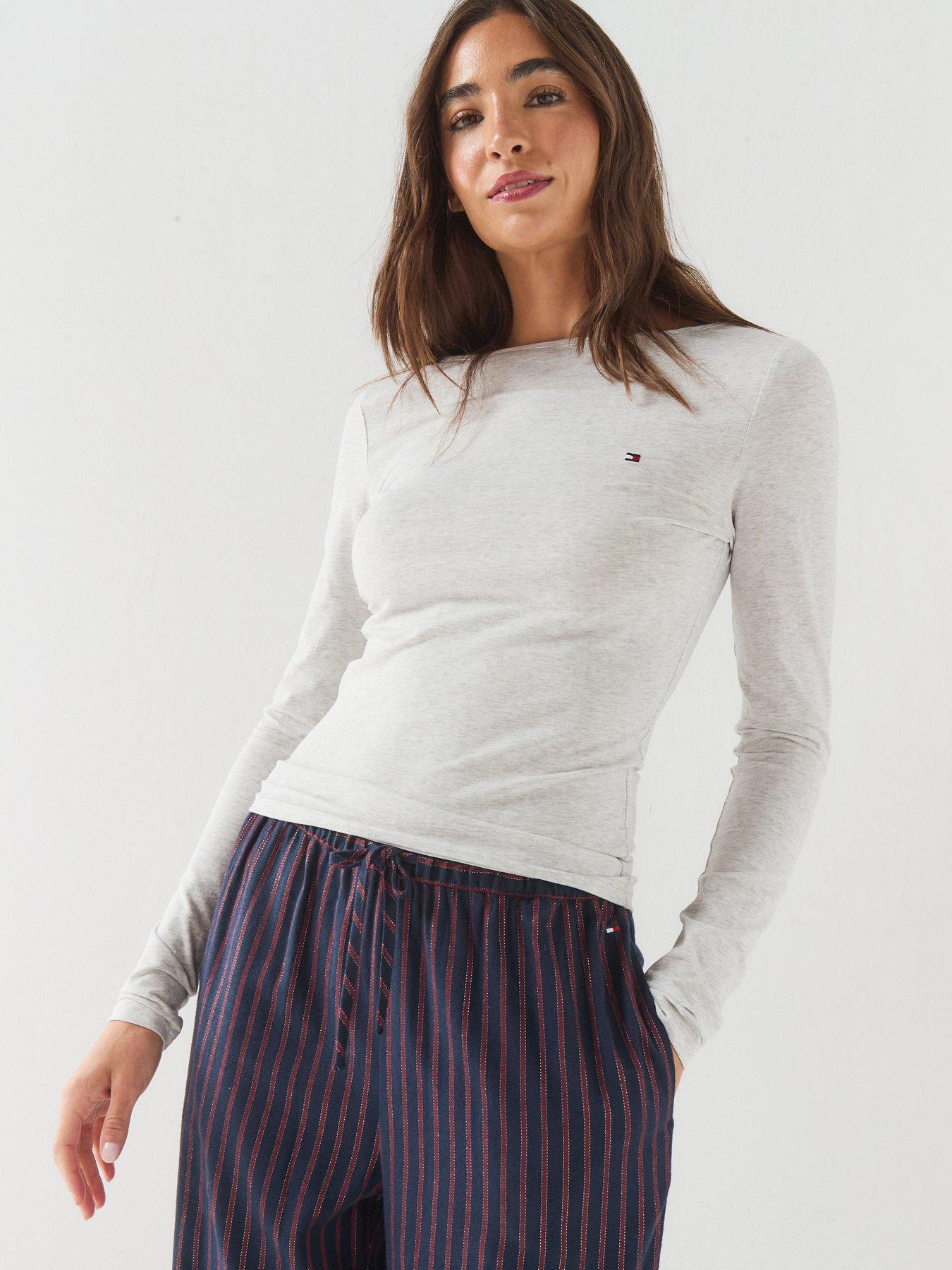 Image 3 of 7 of Tommy Hilfiger Essential Flannel Pyjamas And Slippers Gift Box - Grey
