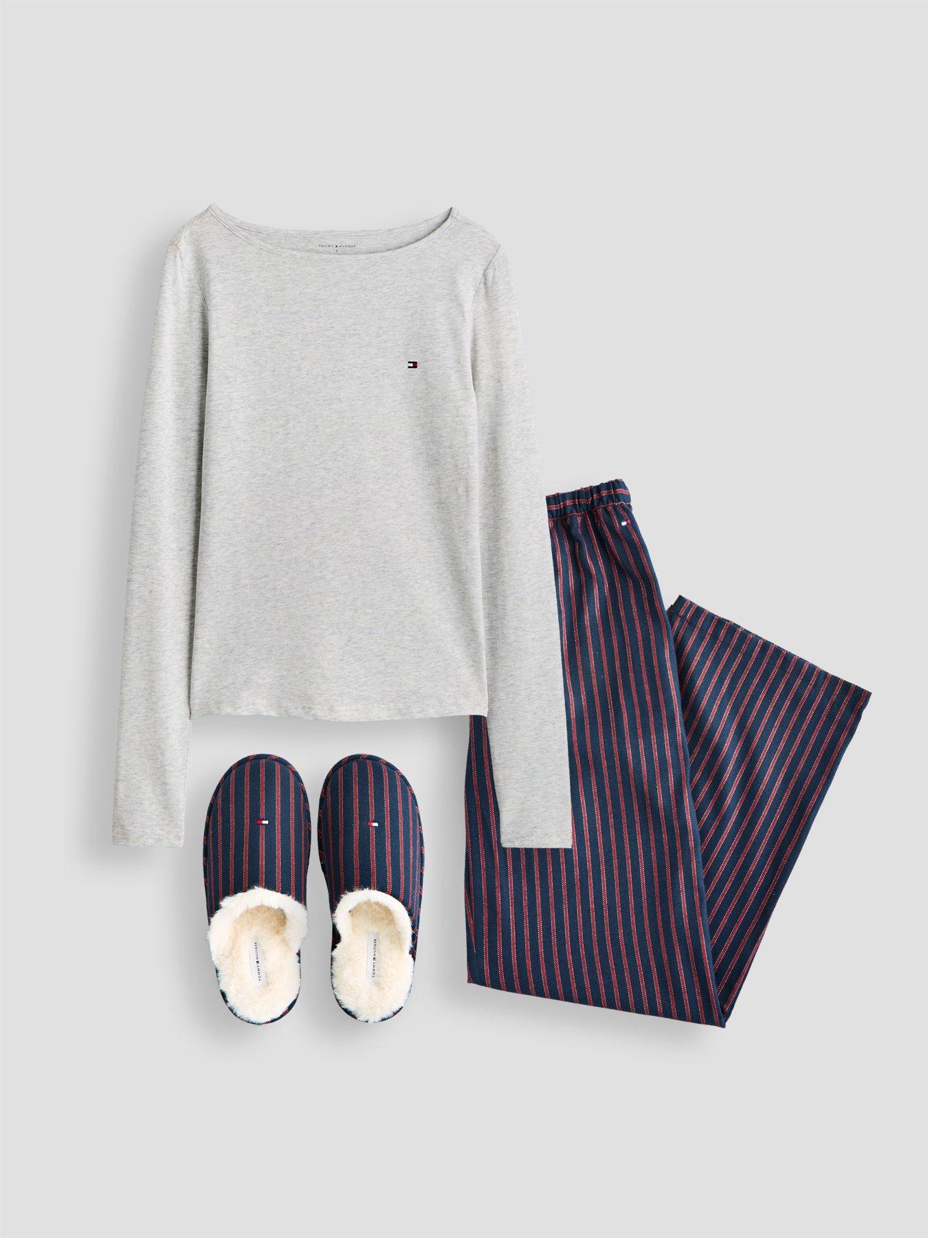 Image 7 of 7 of Tommy Hilfiger Essential Flannel Pyjamas And Slippers Gift Box - Grey