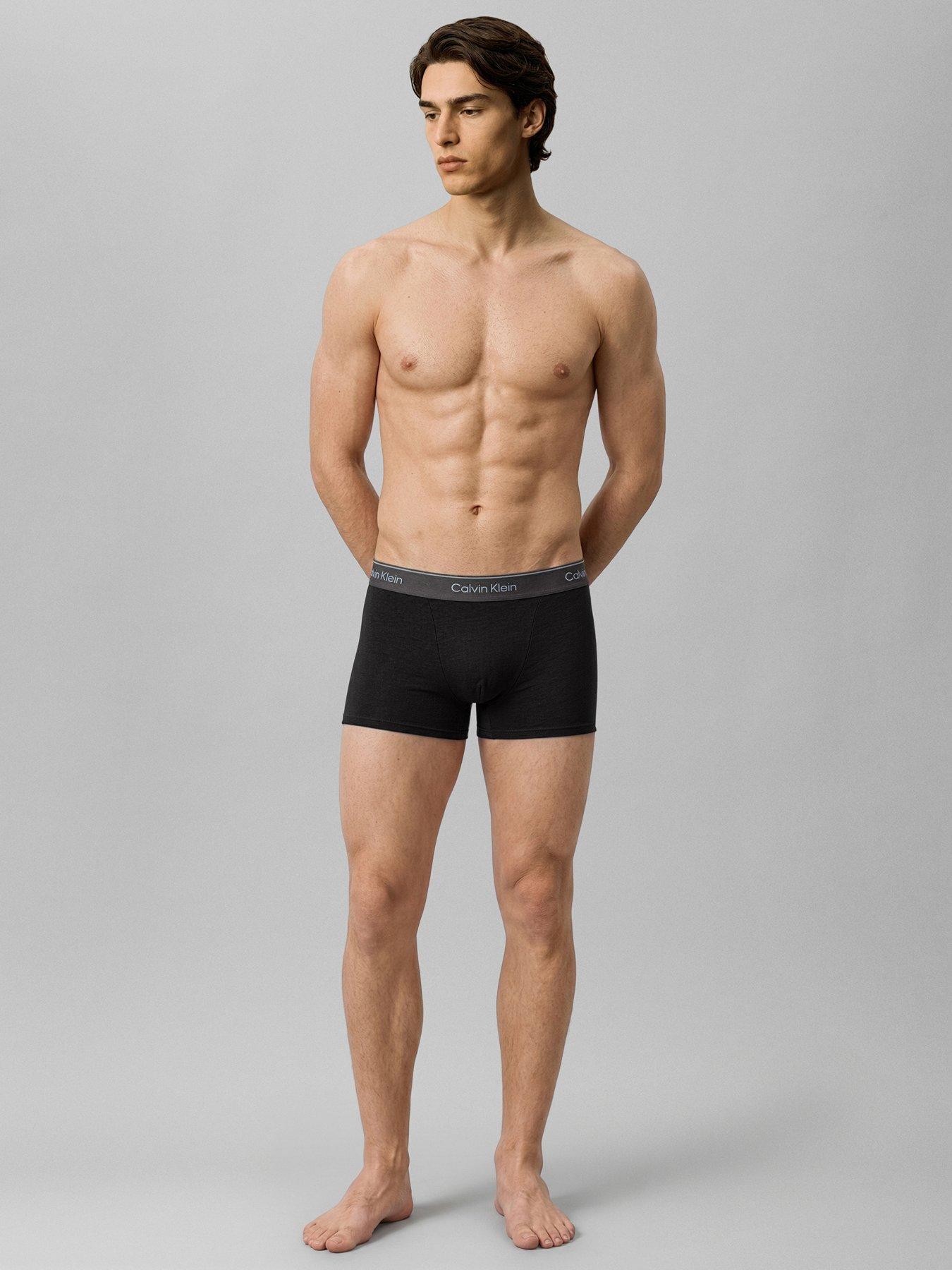 Image 4 of 5 of Calvin Klein Mens Relaxed Fit 3 Pack Trunks - Black