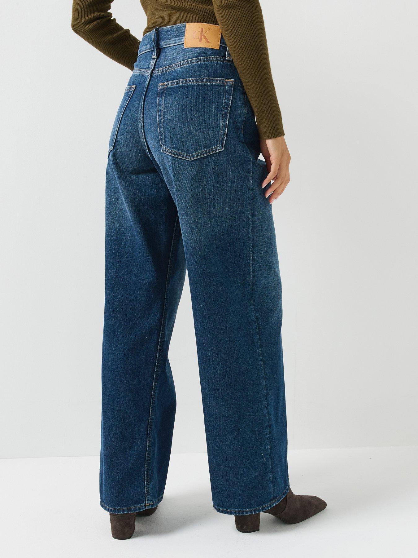 Image 2 of 4 of Calvin Klein Jeans Relaxed Baggy Fit Jeans - Indigo Rush
