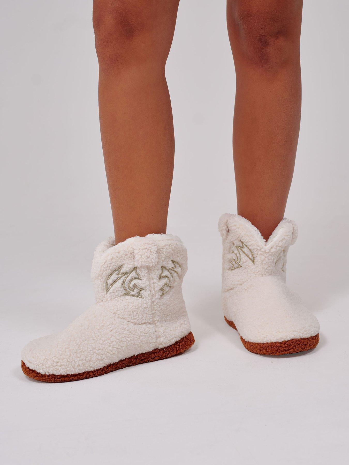 Loungeable Womens Borg Bootie Cowboy Stitch Slippers - Cream