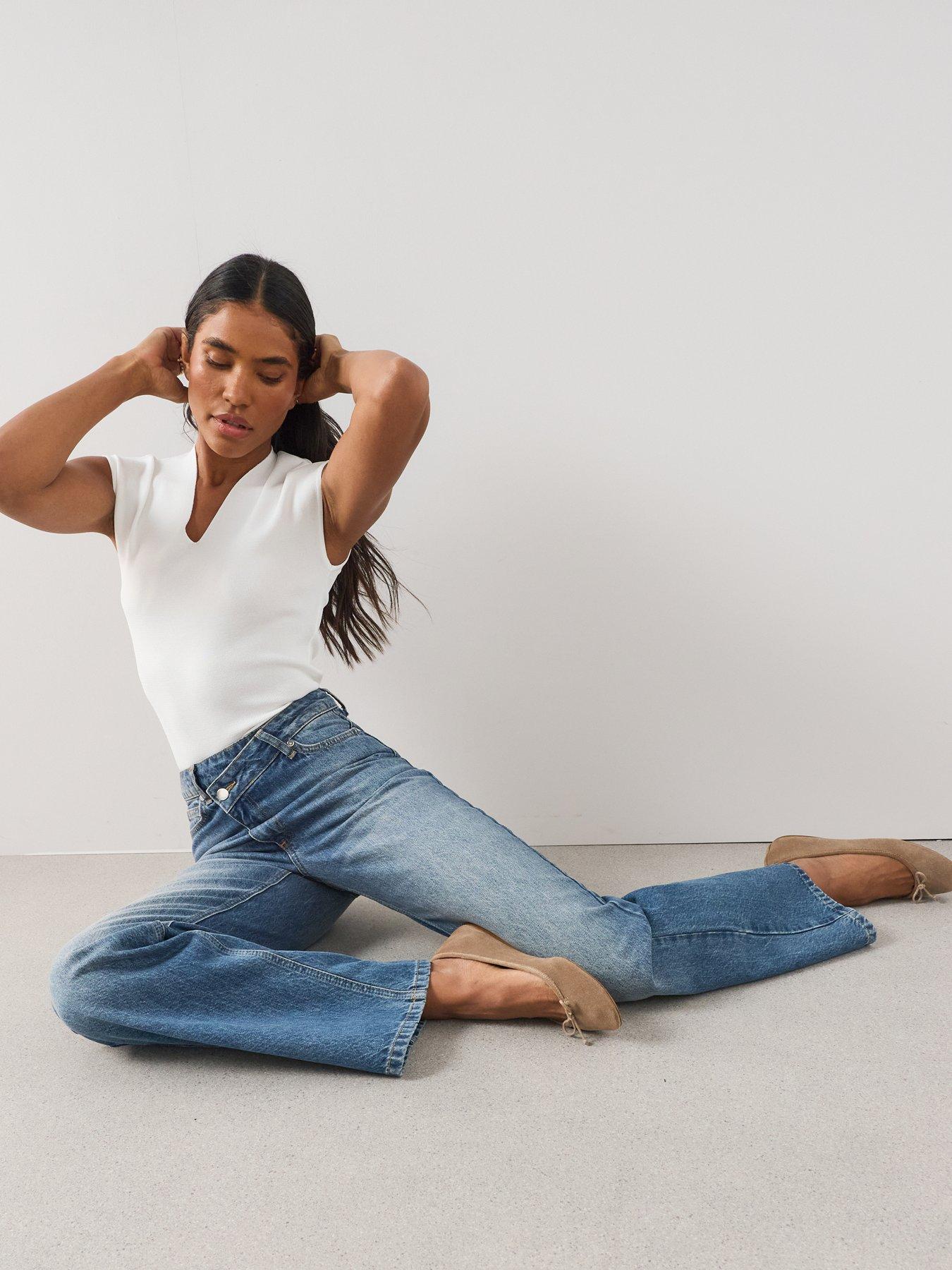 Image 4 of 7 of The Very Collection Wrap Front Slim Fit Wide Leg Jeans - Mid Wash