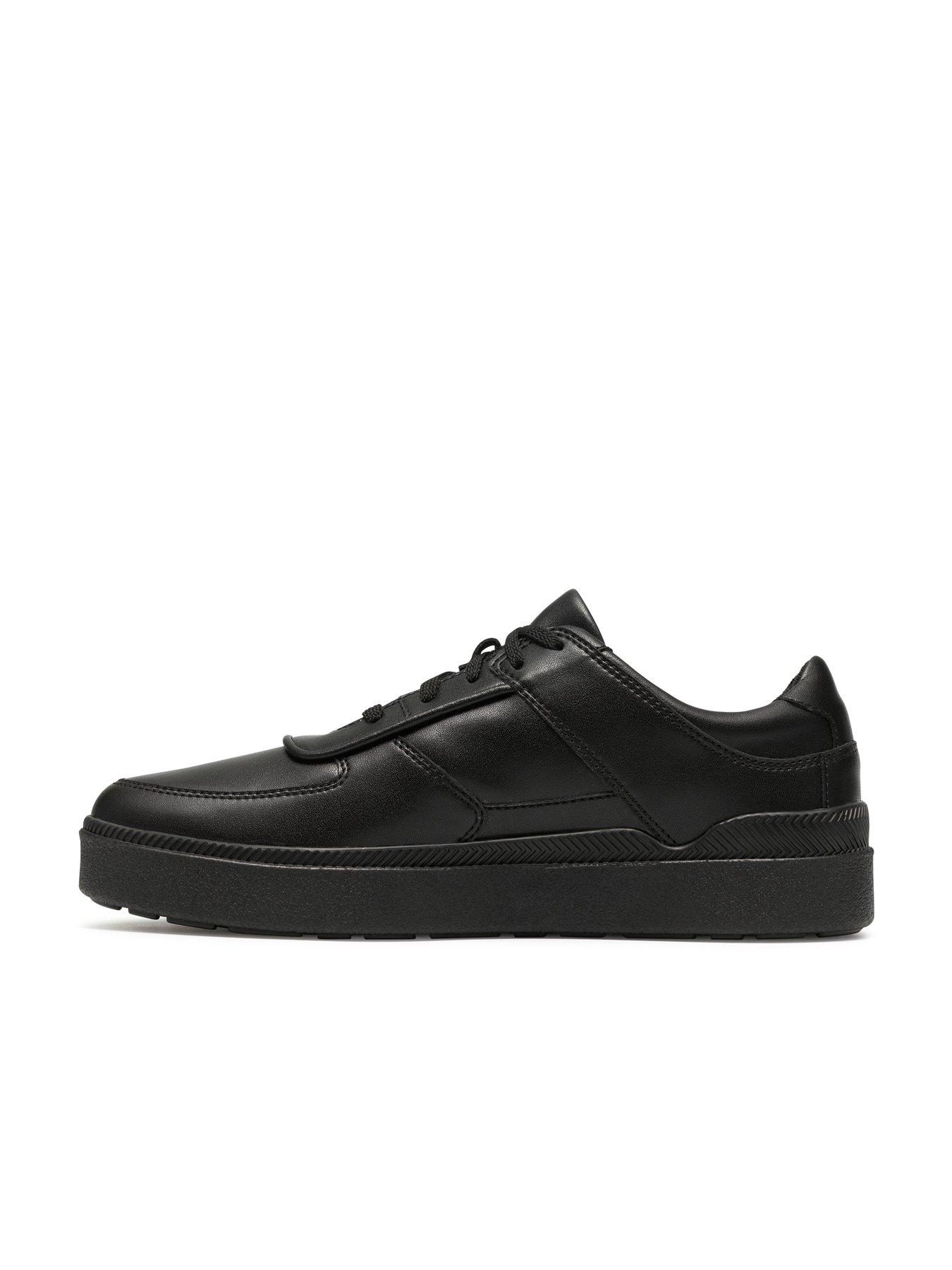 Image 6 of 6 of Clarks Youth Somerset Flex Leather Trainer - Black