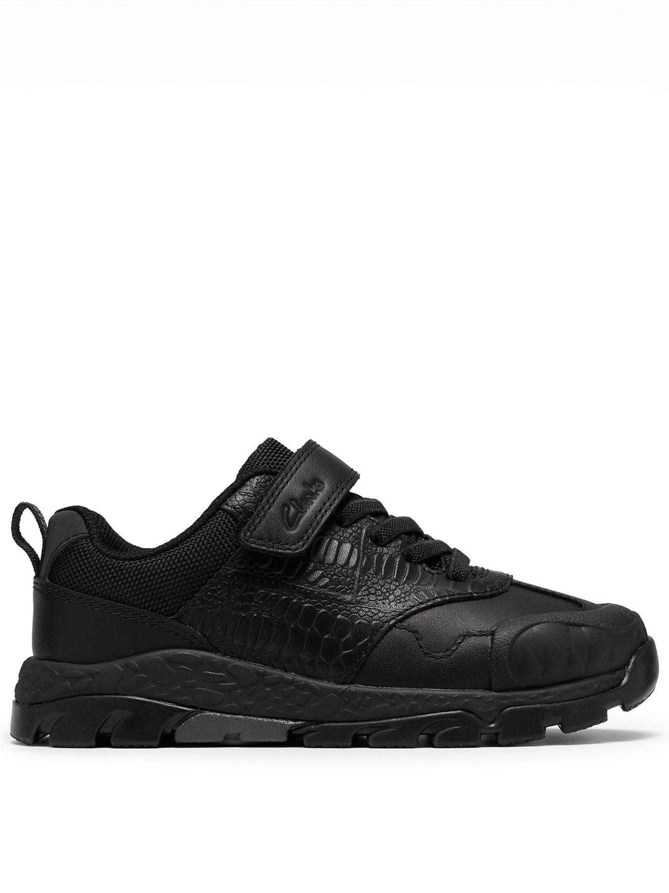 Clarks Kids Steggy2 Soar Leather Trainer - Black