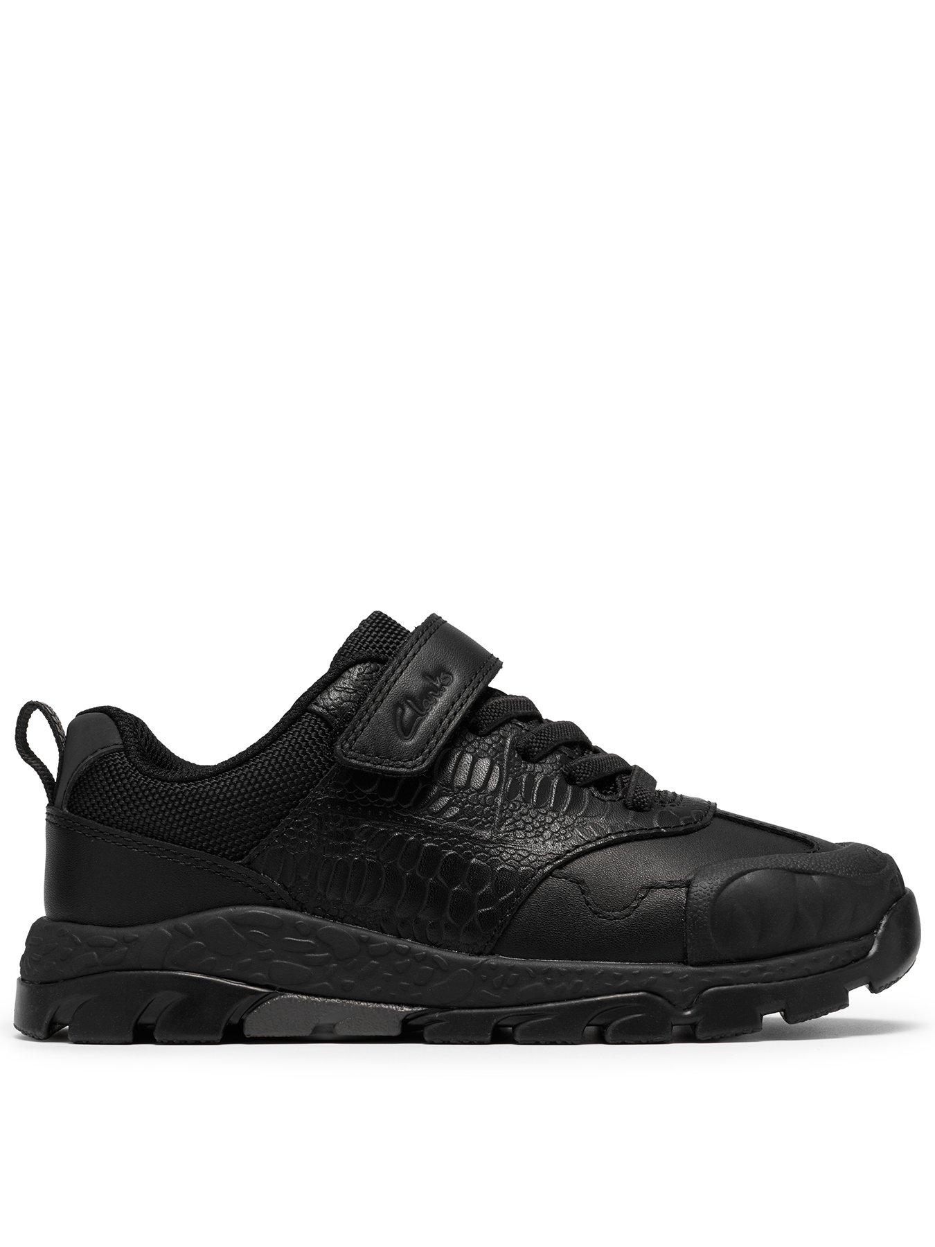 Clarks Junior Steggy2 Soar Leather Trainer - Black