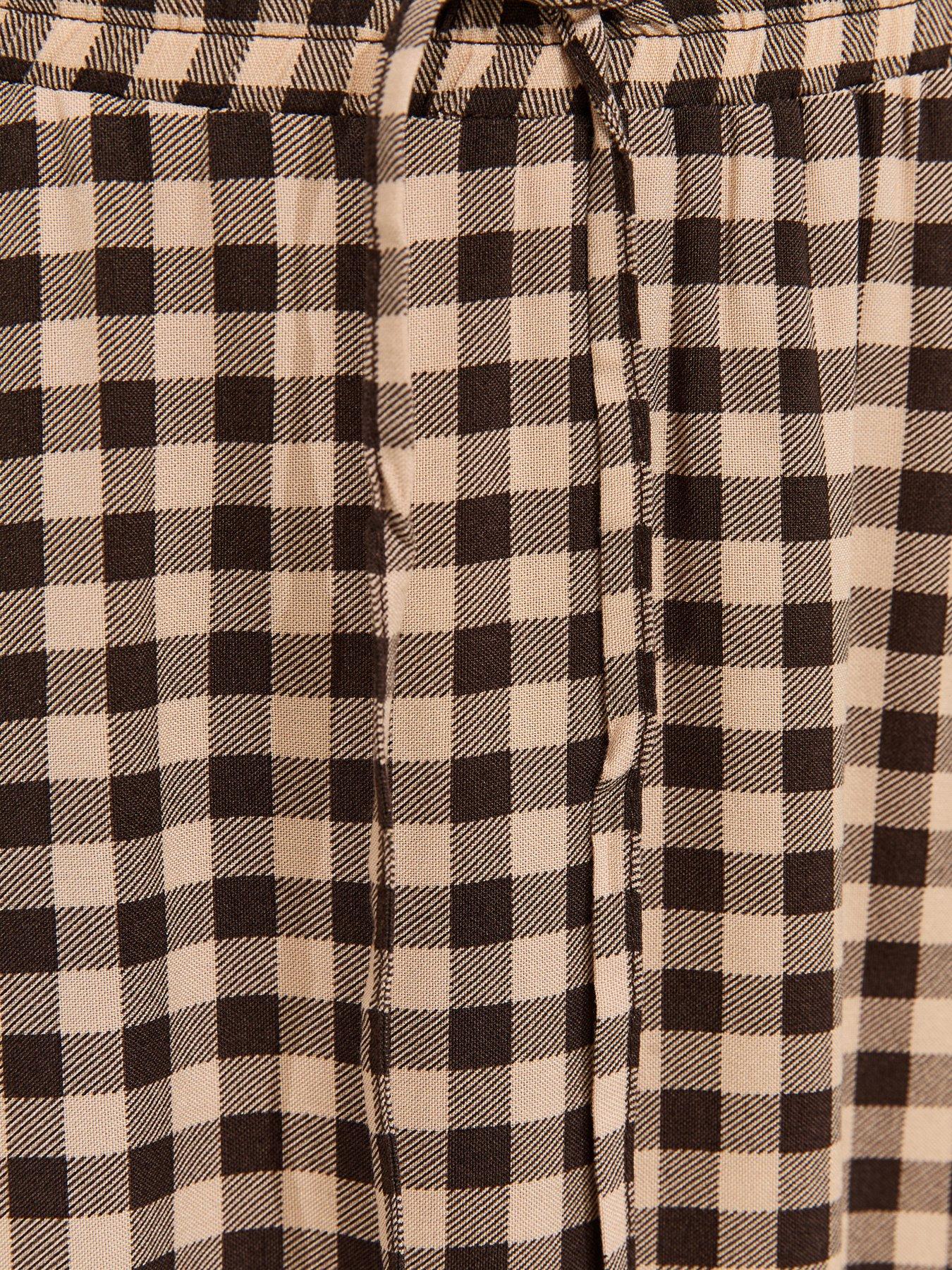 Image 4 of 4 of New Look Gingham Print Circle Maxi Skirt - Brown