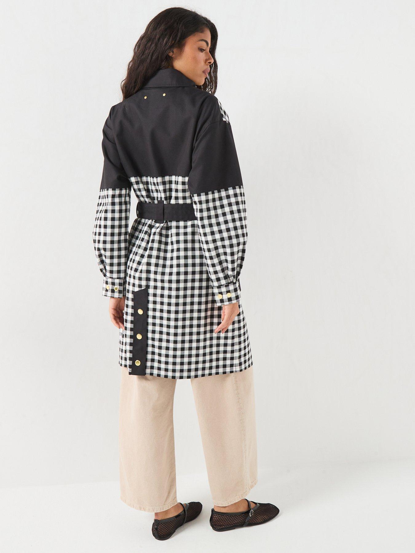 Image 2 of 6 of Barbour International Gea Check Showerproof Jacket - White/black