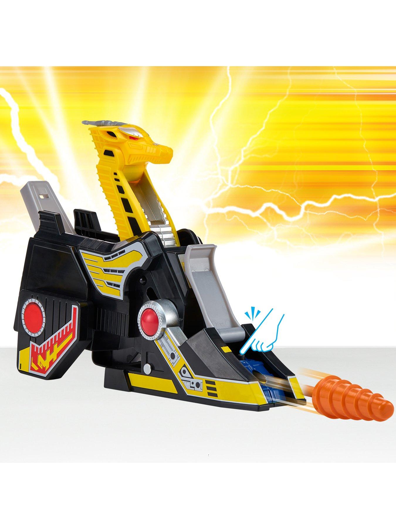 Image 3 of 7 of MMPR COMBINABLE THUNDERZORD - GRIFFIN