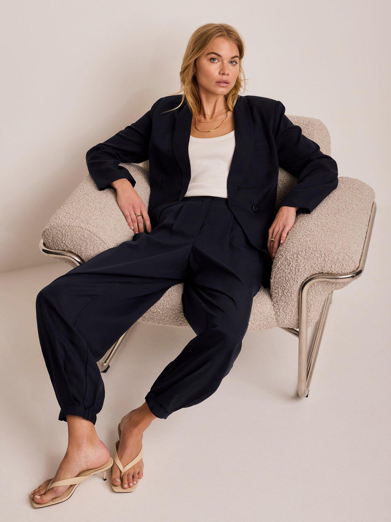 Image 2 of 6 of Mint Velvet Navy&nbsp;Balloon Trouser - Blue
