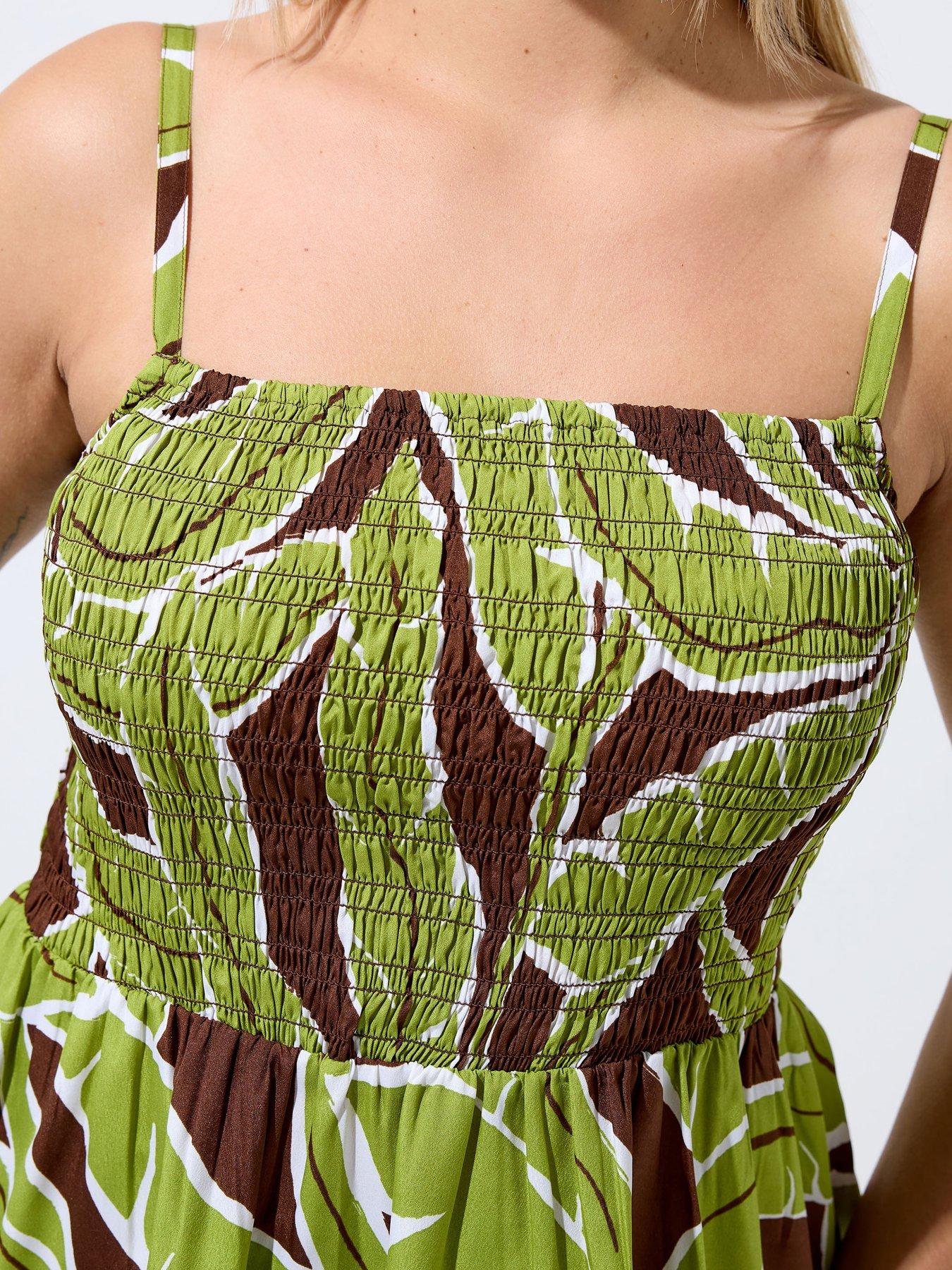 Image 4 of 4 of Yours Curve Palm Leaf Vest Top - Green
