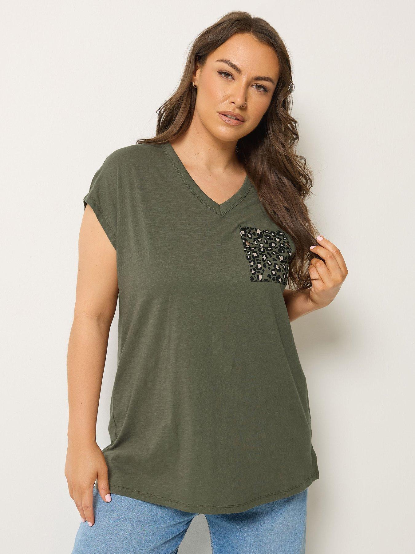 Yours Curve Stud Pocket T-Shirt - Green