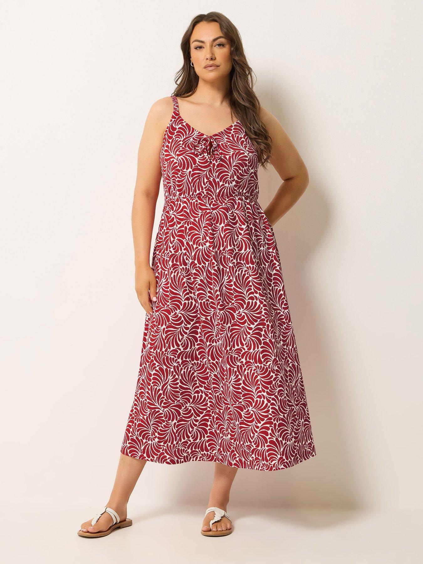 Image 1 of 4 of Yours Curve Textured Swirl Print Keyhole Dress - Red