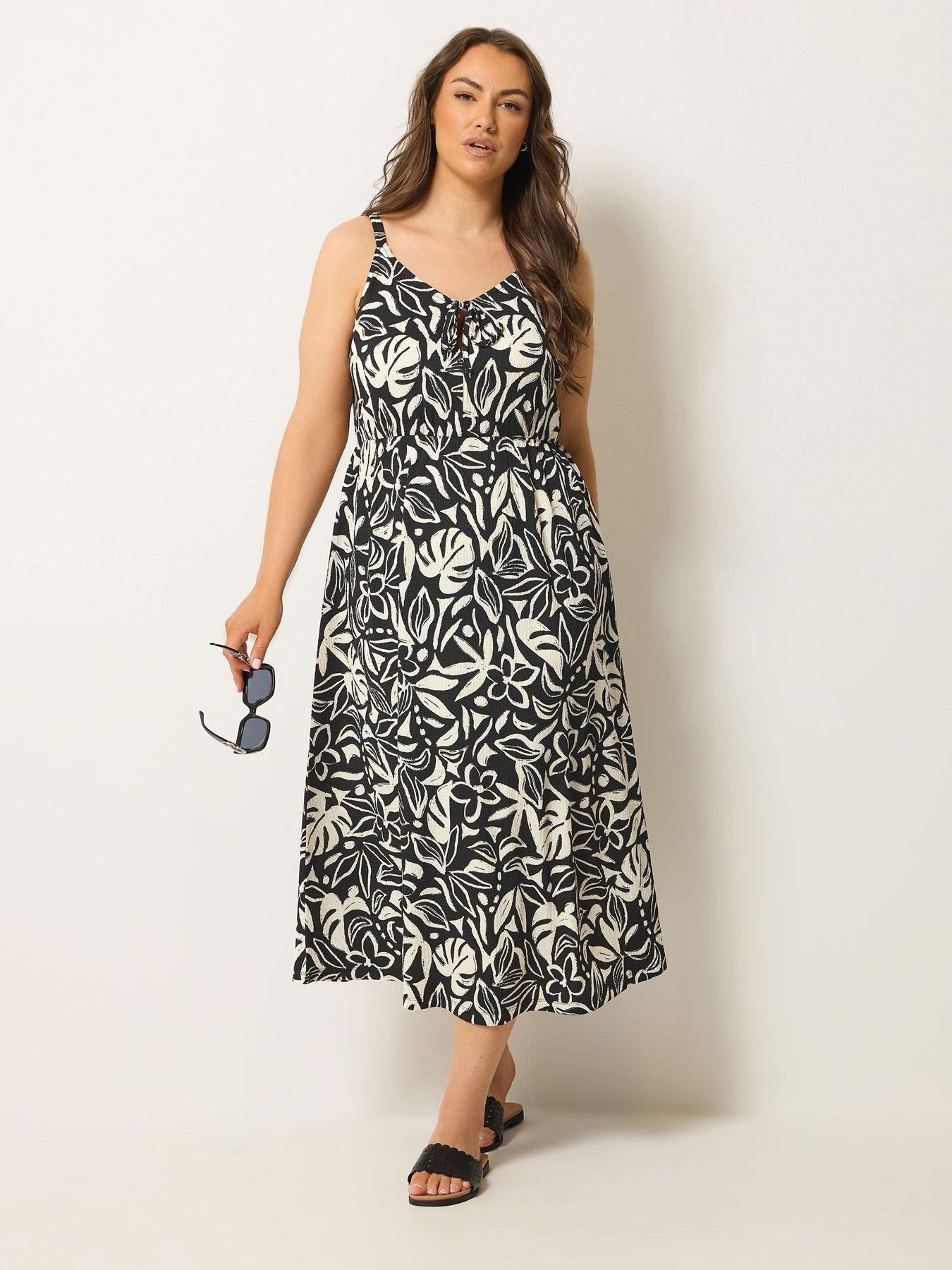 Yours Curve Textured Keyhole Dress - Black