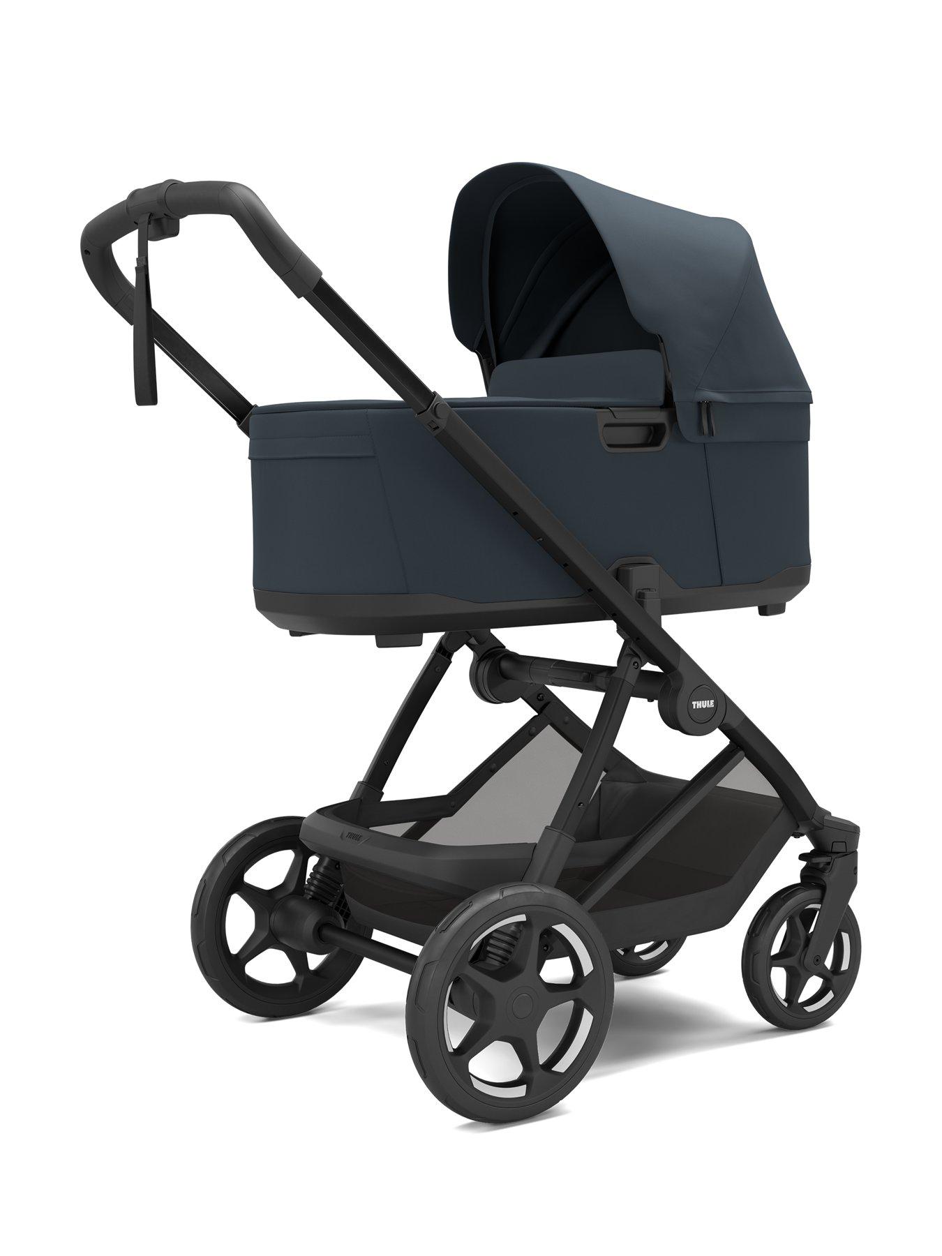 Image 2 of 7 of THULE Charm 2-in-1 Pushchair - Darkest Blue