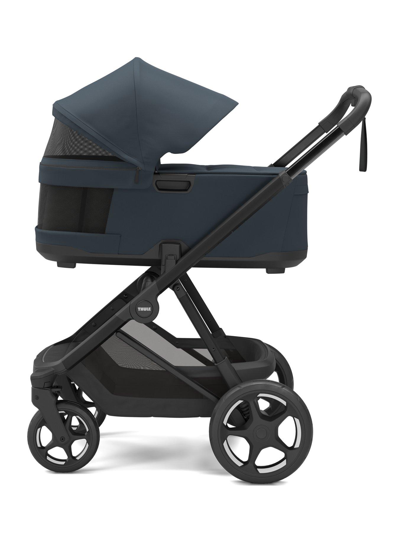 Image 3 of 7 of THULE Charm 2-in-1 Pushchair - Darkest Blue