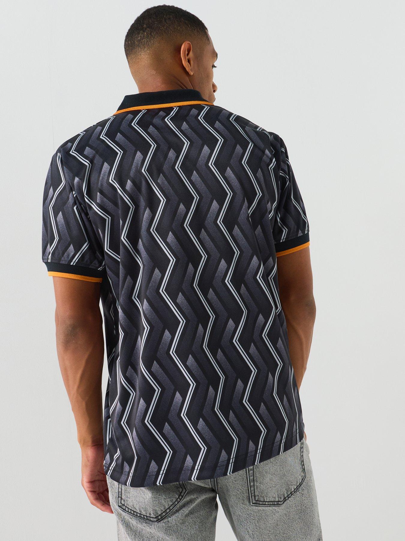 Image 2 of 5 of Pretty Green Pretty Green Kingsleigh Football Top - Black