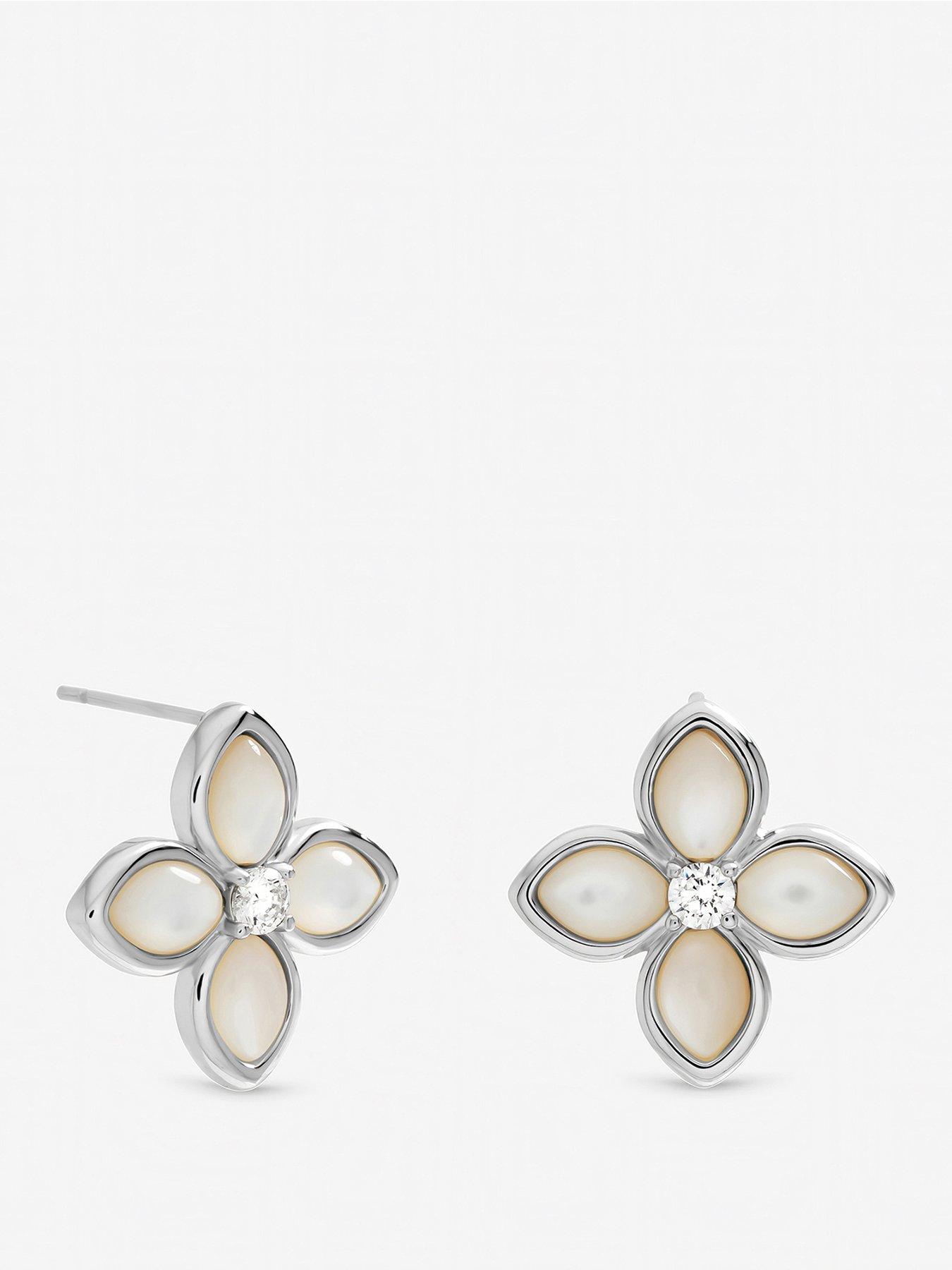 Inicio Inicio Sterling Silver Plated Mother of Pearl Clover Stud Earrings