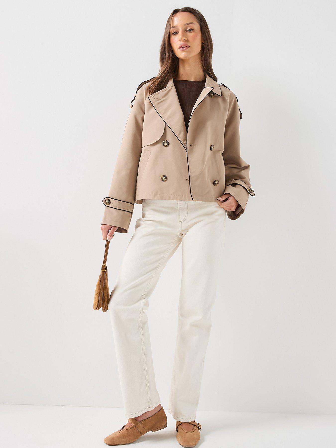 Image 3 of 5 of Vero Moda Vmluciachloe Short Trenchcoat - Beige
