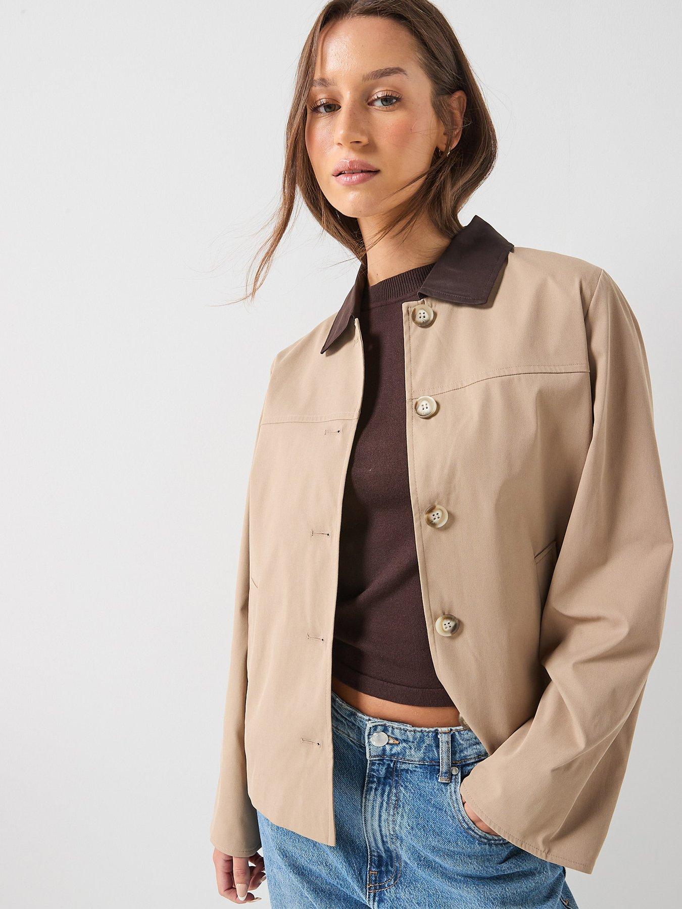 Vero Moda Women's Contrast Collar Button Front Short Jacket - Brown
