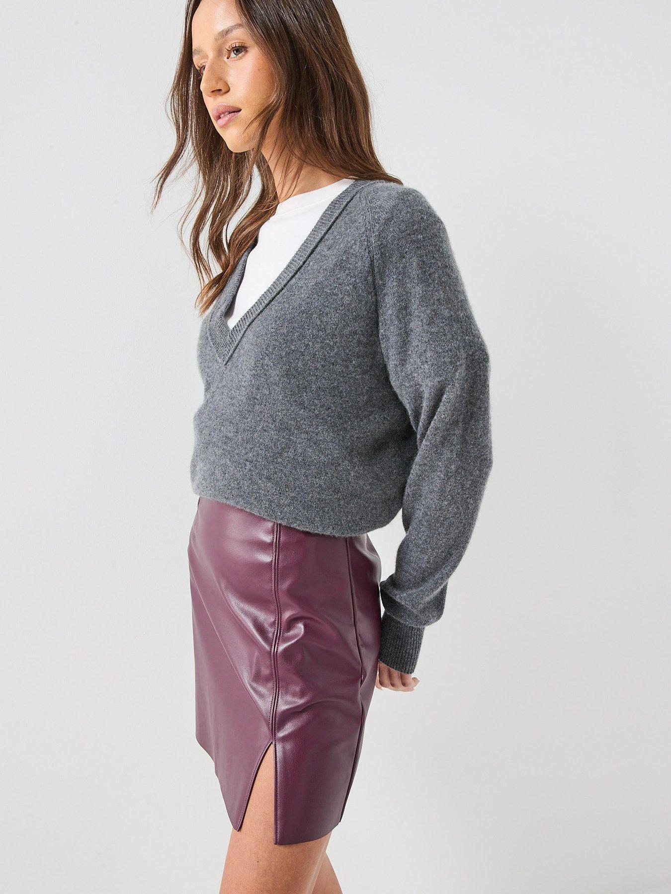 Image 5 of 6 of Vero Moda Short Pl Skirt- Noos