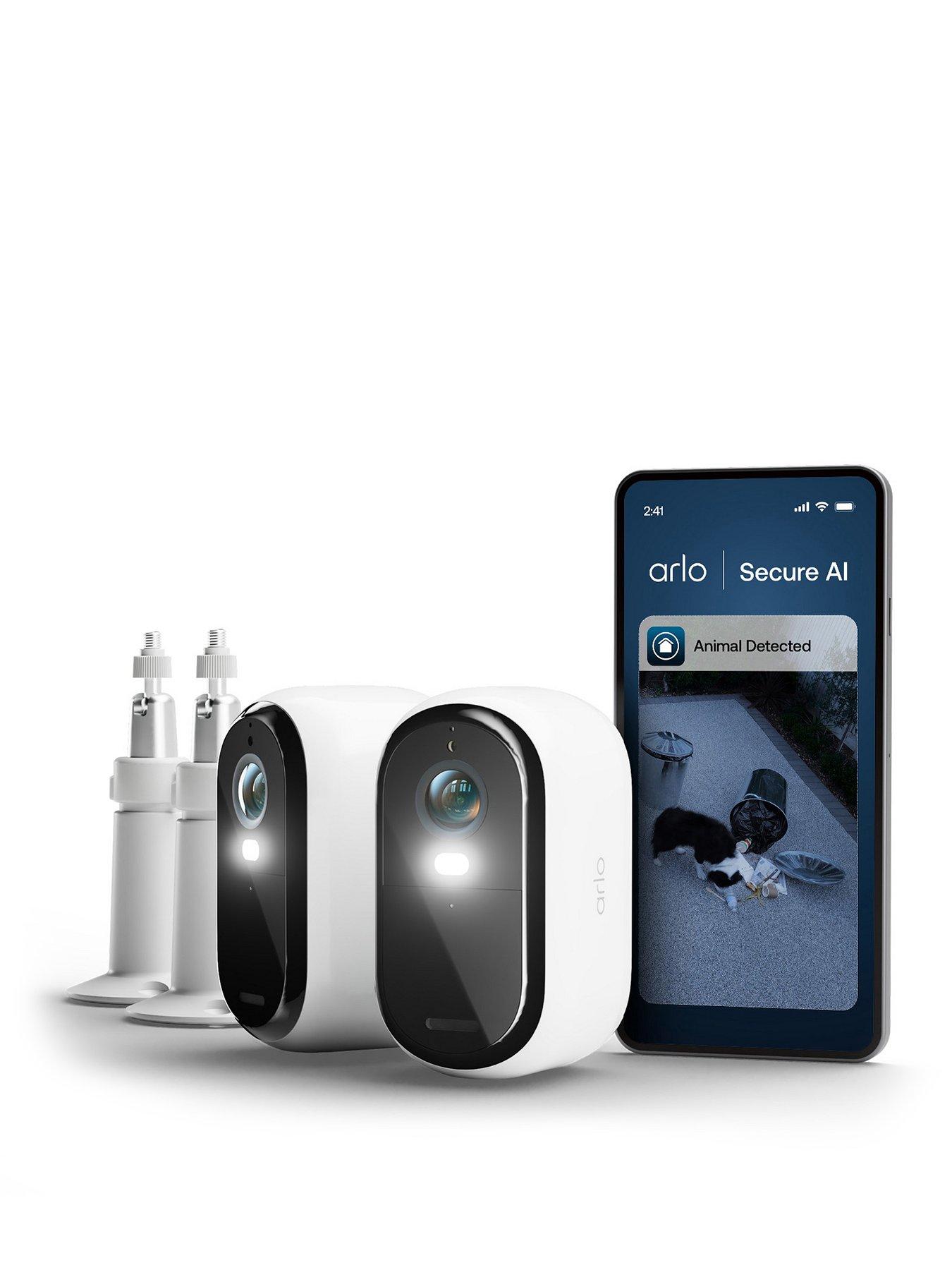 Arlo Arlo Essential 3 Outdoor 2 Cameras Kit and Wall Mounts Kit