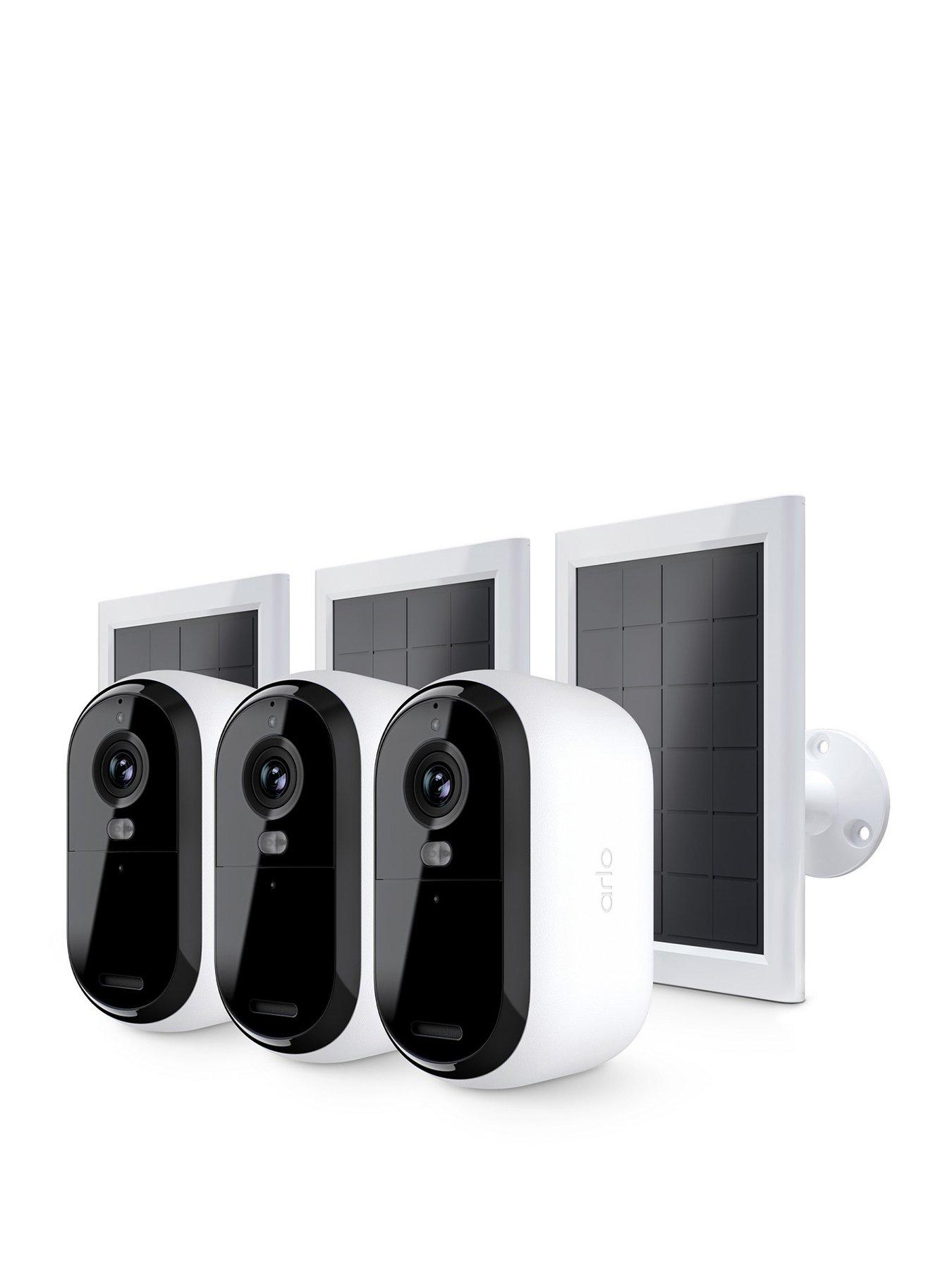 Arlo ARLO Essential 3 2K Outdoor 3 Cameras with 3 Solar Panel Kit
