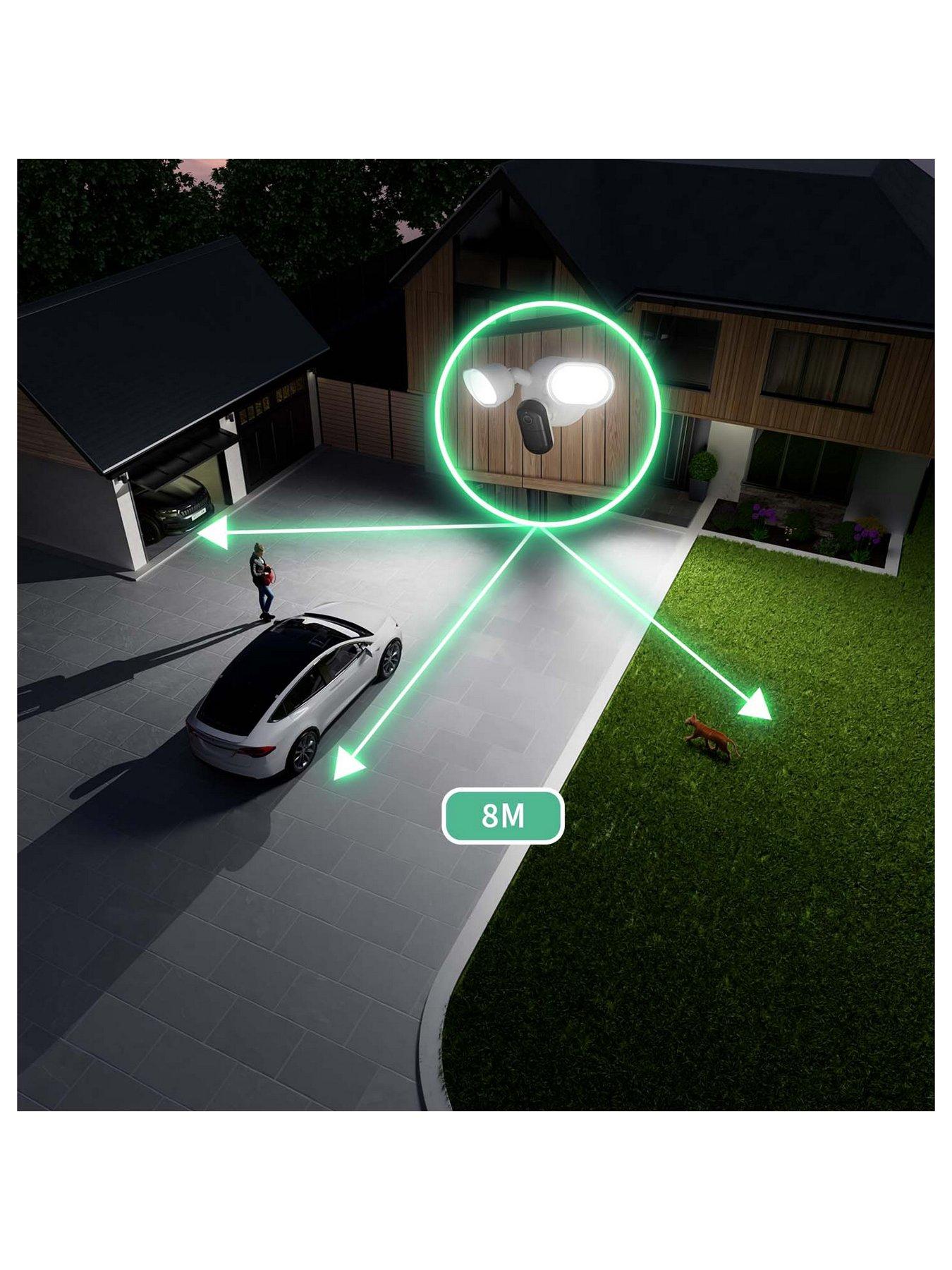 Image 3 of 8 of Arlo ARLO Wired Floodlight 2 Cameras Kit