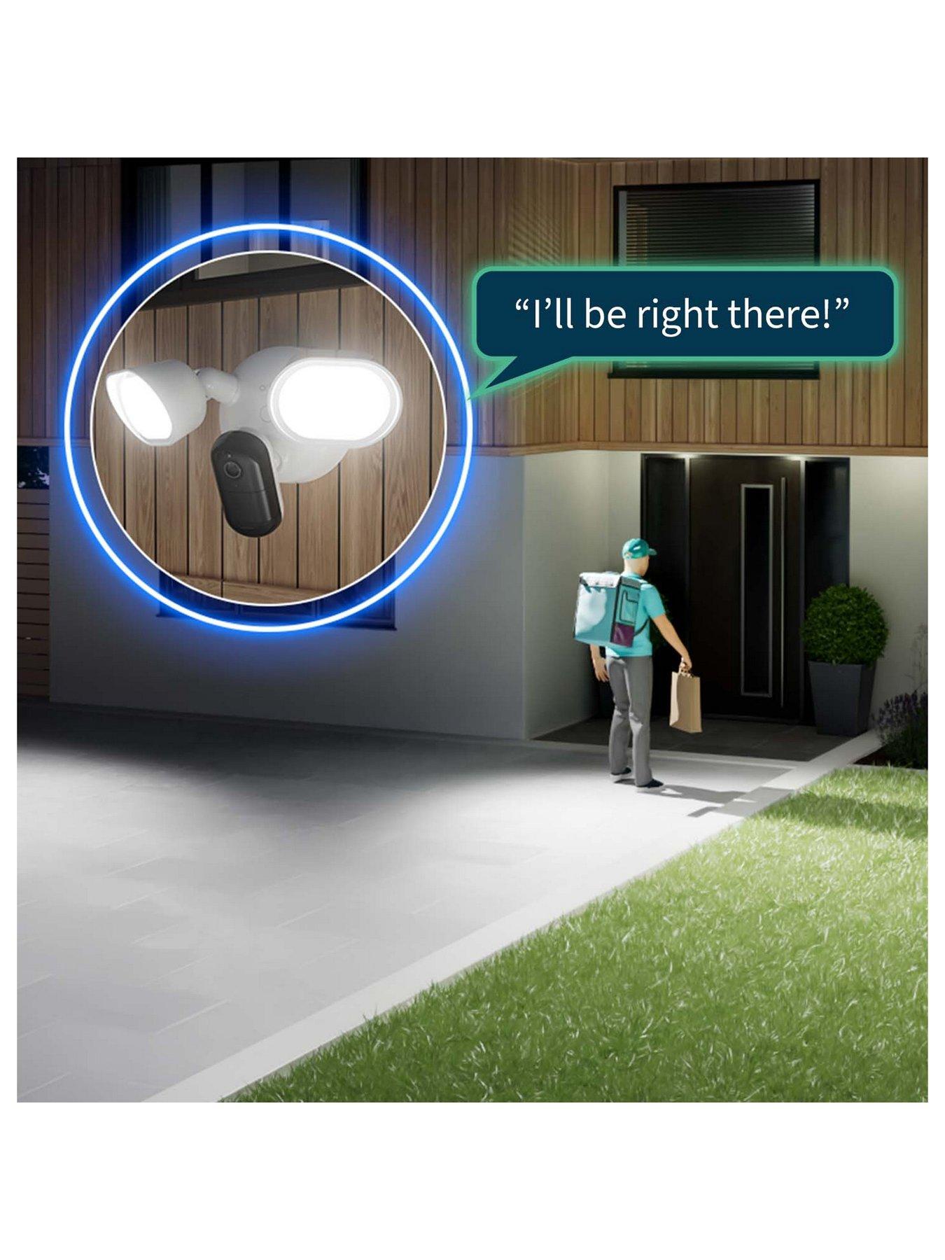 Image 6 of 8 of Arlo ARLO Wired Floodlight 2 Cameras Kit