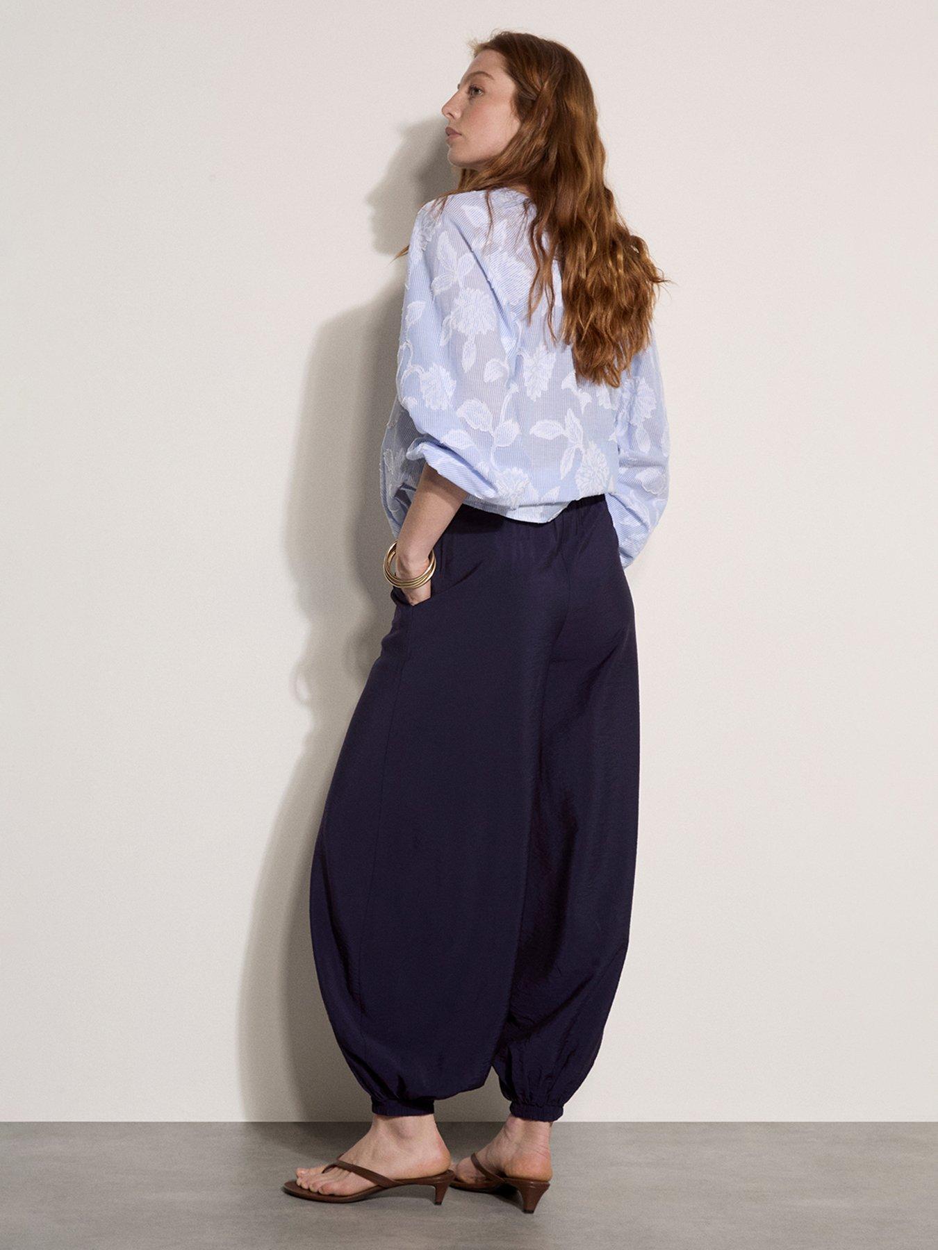 Image 2 of 5 of Apricot Apricot Relaxed Balloon Trouser