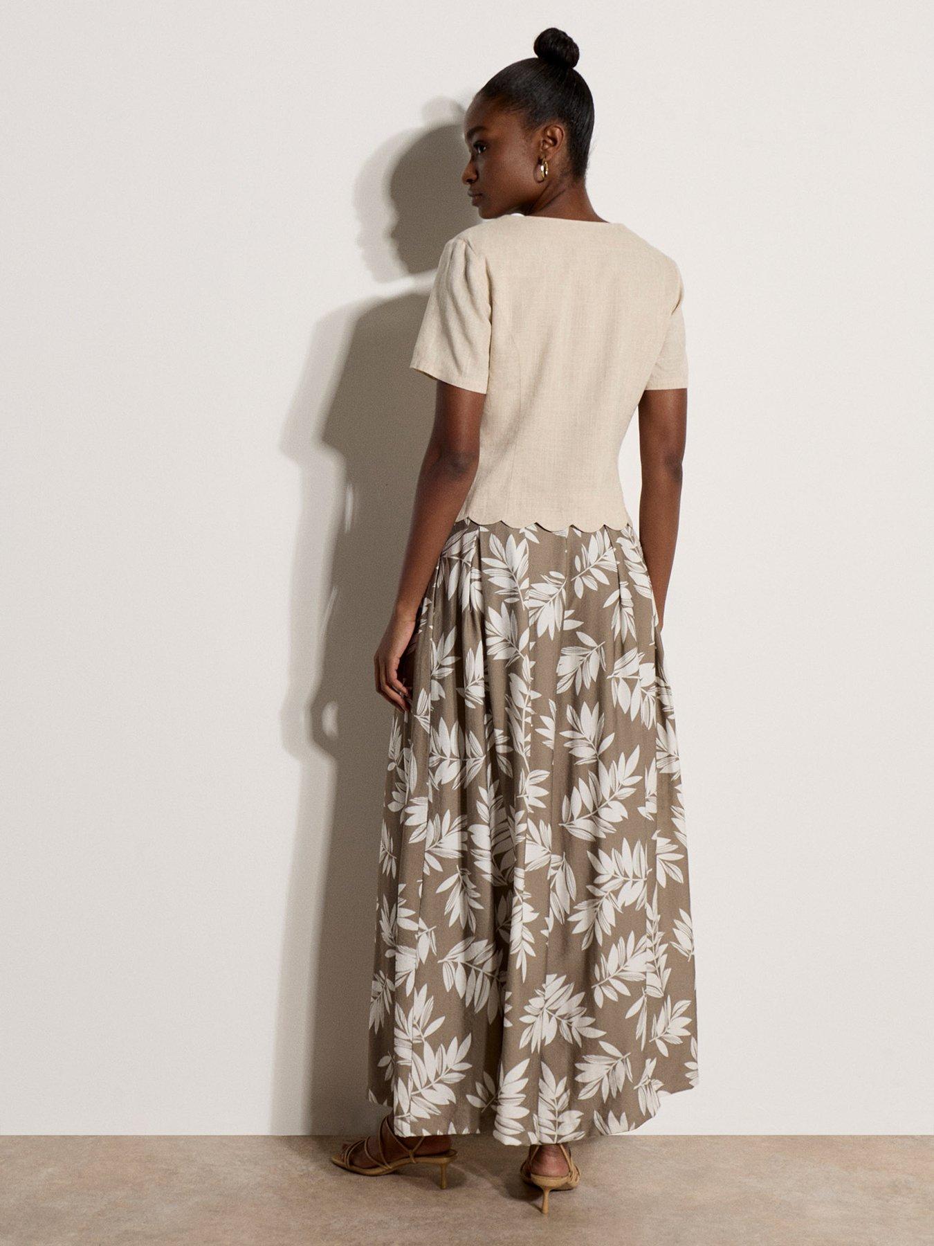 Image 2 of 5 of Apricot Printed Pleat Detail Culottes - Cream