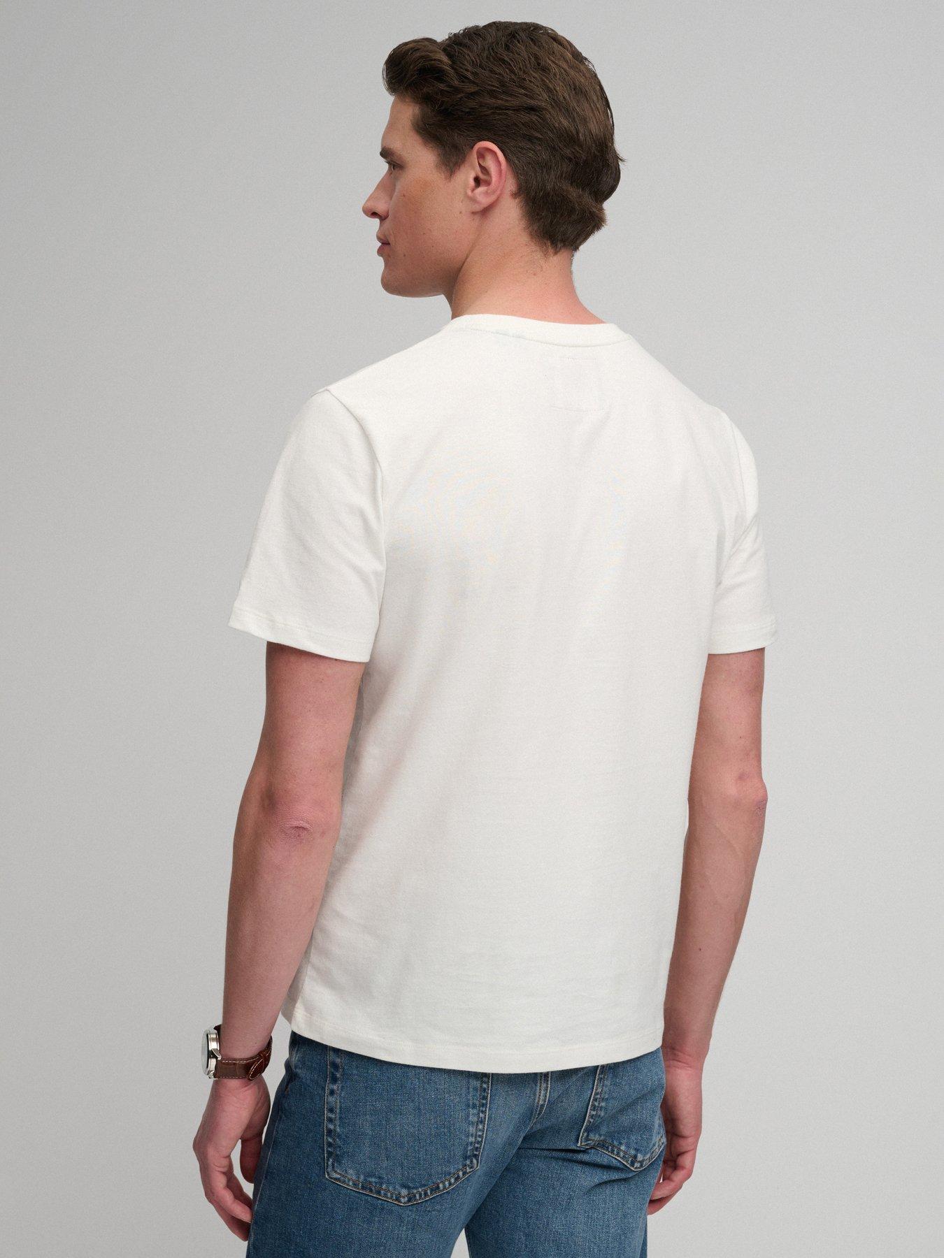 Image 2 of 6 of Superdry Vintage Logo Classic T-Shirt - Cream