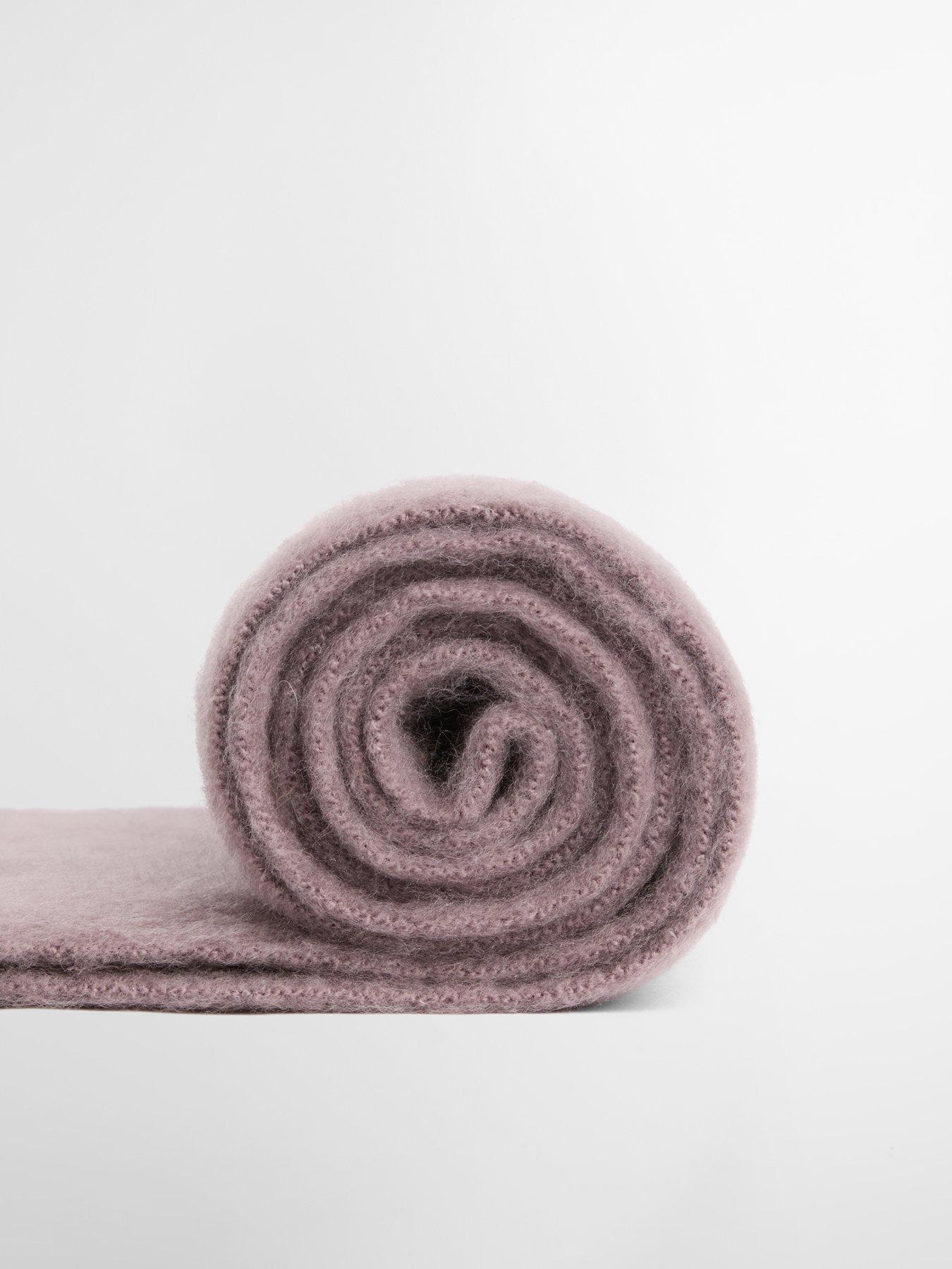 Image 5 of 6 of Barbour International Lilah Scarf