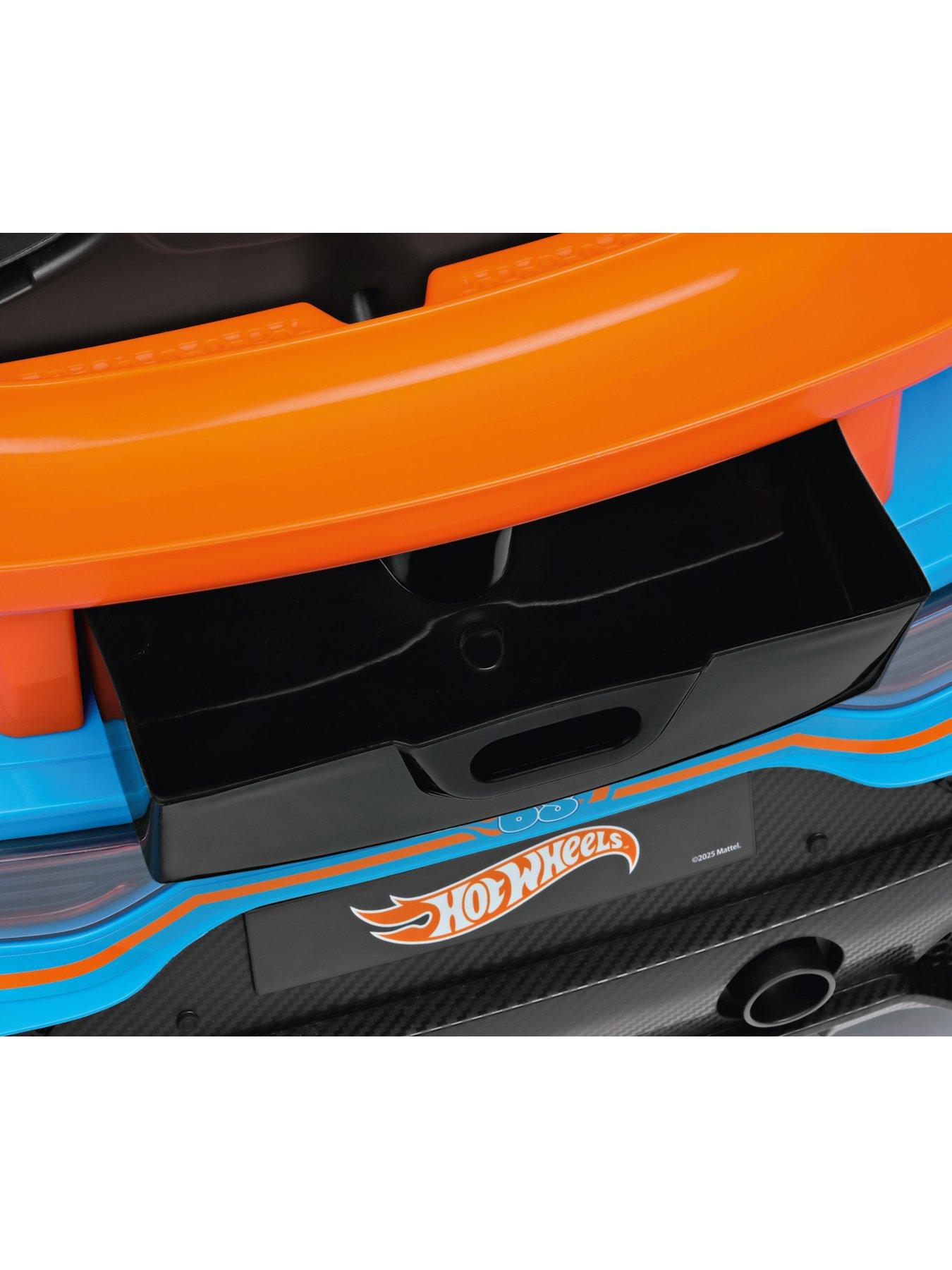 Image 6 of 8 of Peg Perego Hot Wheels 12v RC Electric Ride On