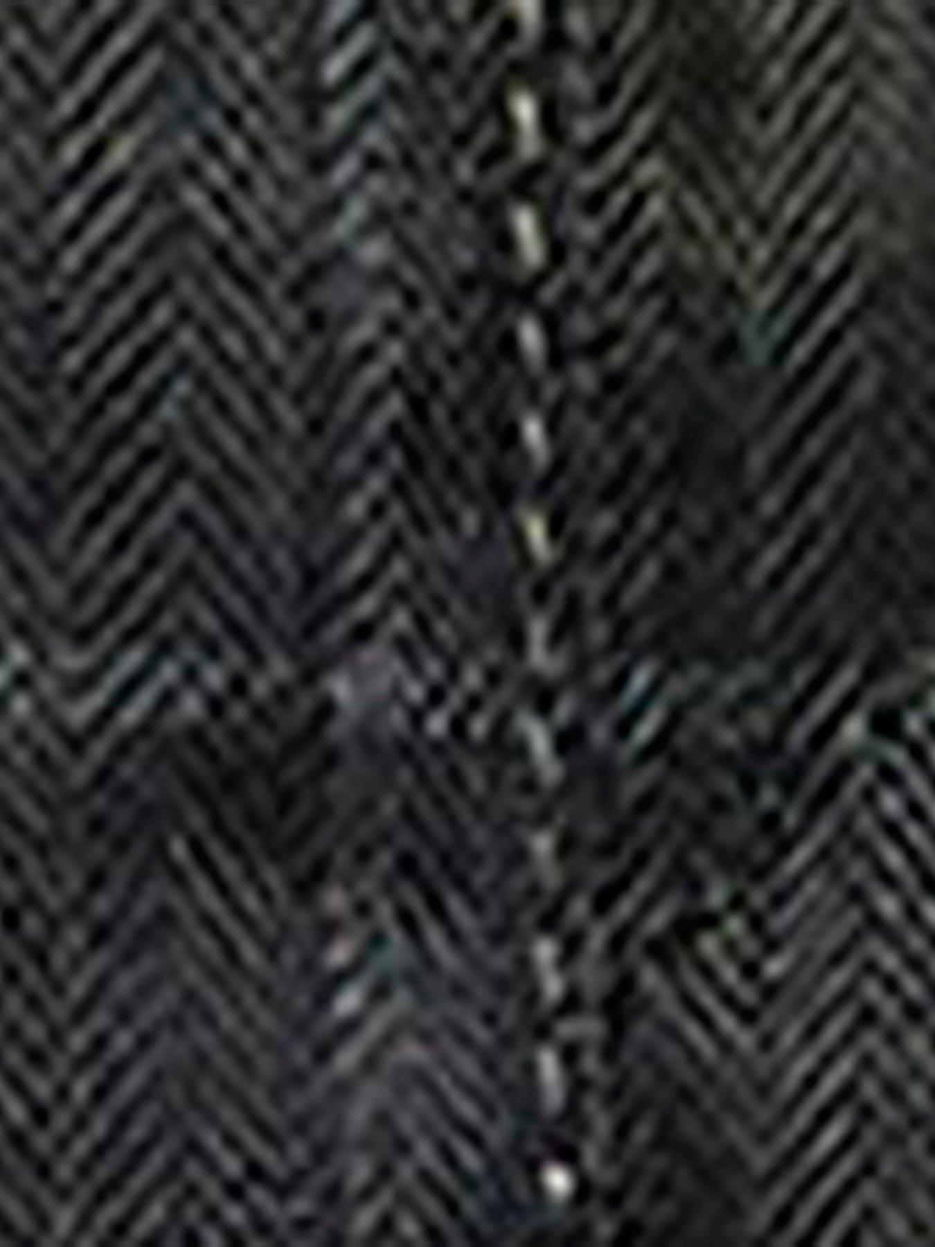 Image 7 of 7 of Barbour Tartan Quilted Jacket - Navy