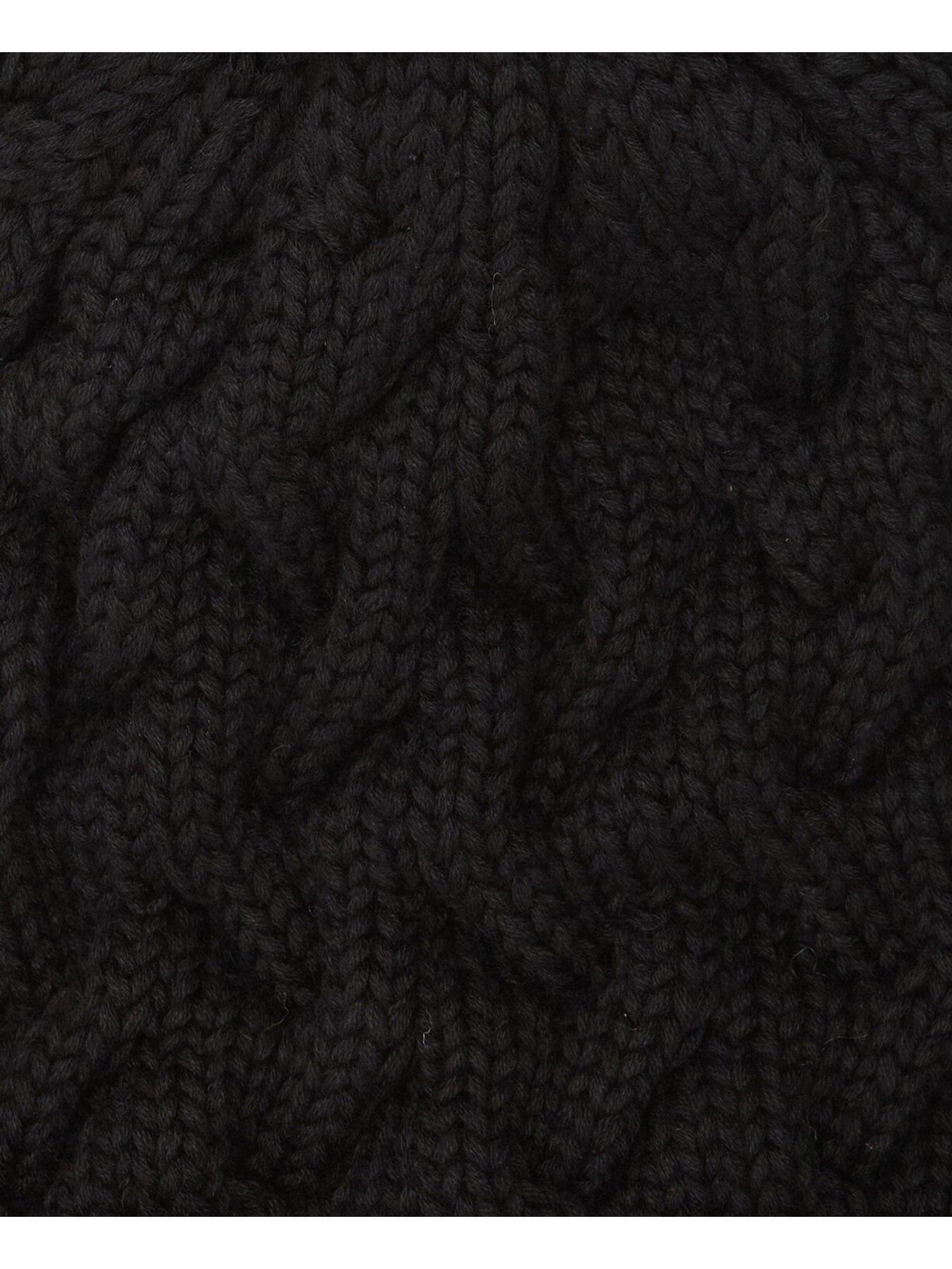 Image 4 of 4 of Barbour International International Drift Cable Beanie Hat - Black