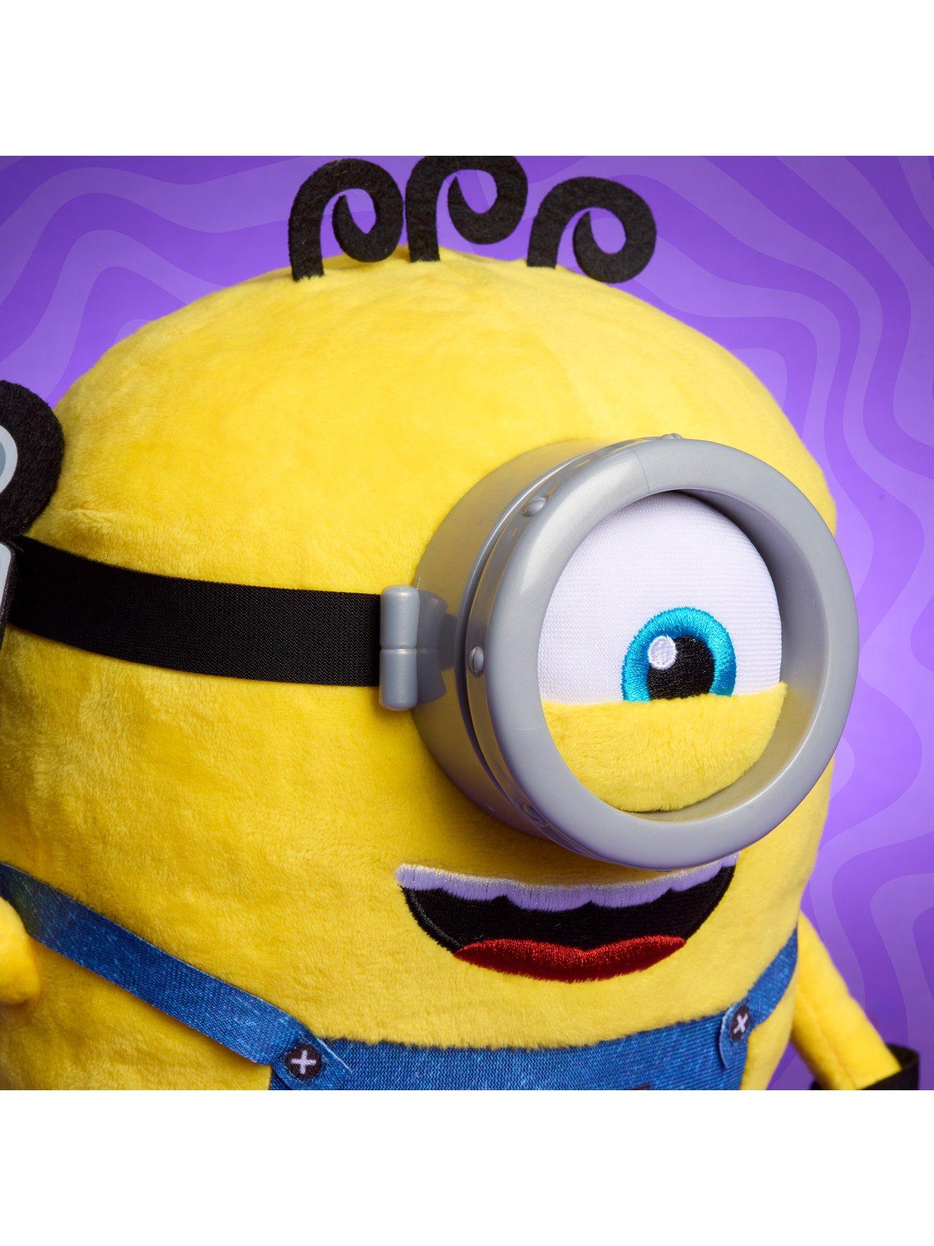 Image 7 of 7 of Minions 4 Babbling James Plush - EMBARGO