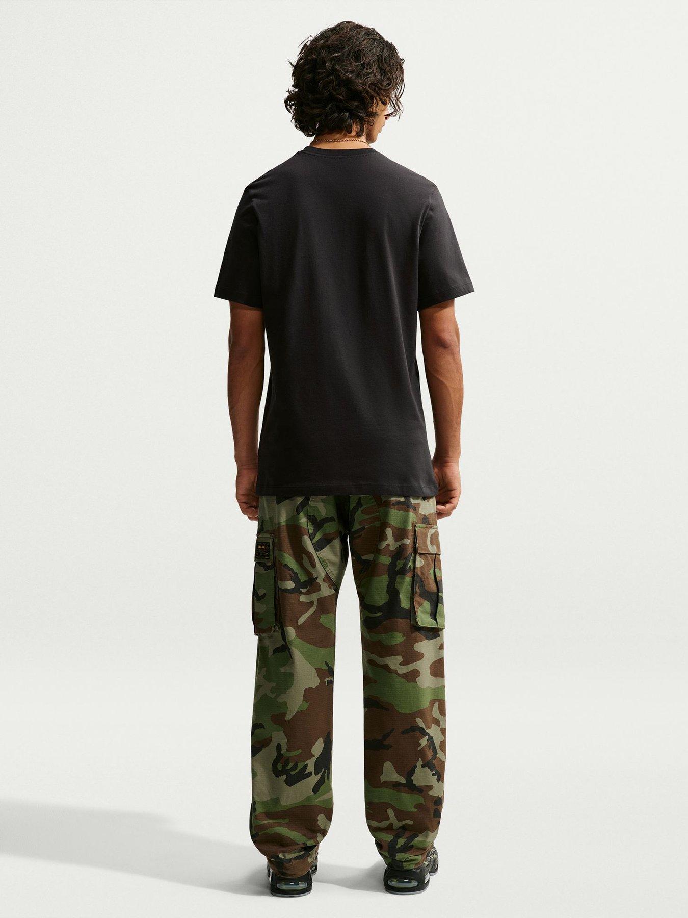 Image 2 of 5 of Nike Mens DNA Gold Graphic T-Shirt - Black