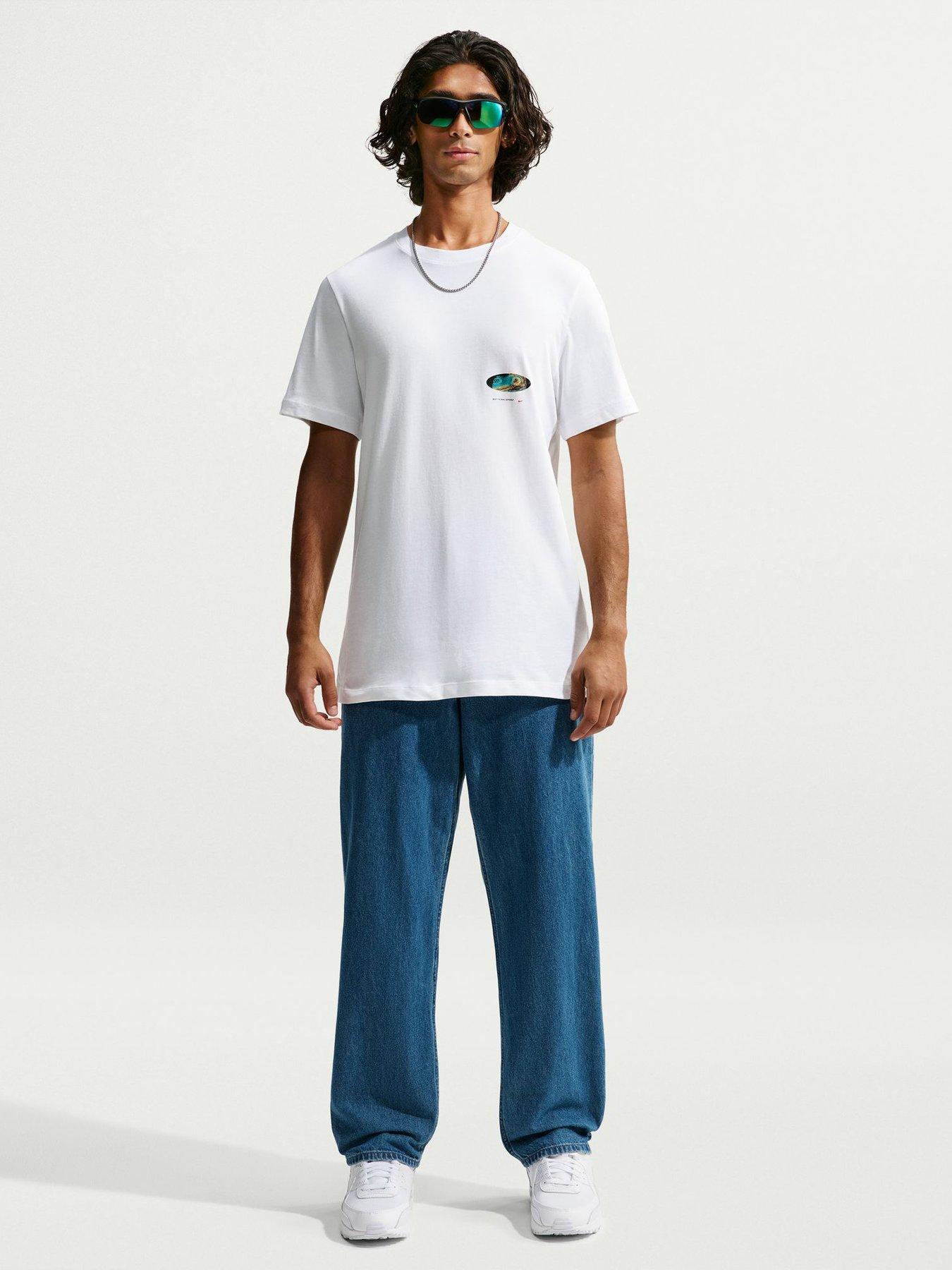 Image 3 of 5 of Nike Mens Original Content Globe Back Graphic T-Shirt - White