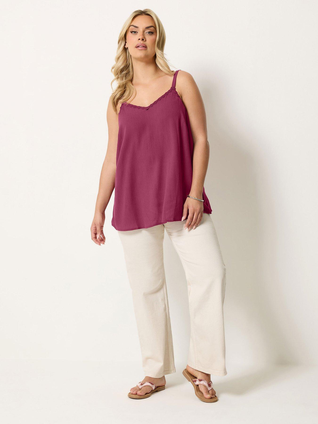 Image 3 of 4 of Yours Curve Daisy Trim Cami - Red