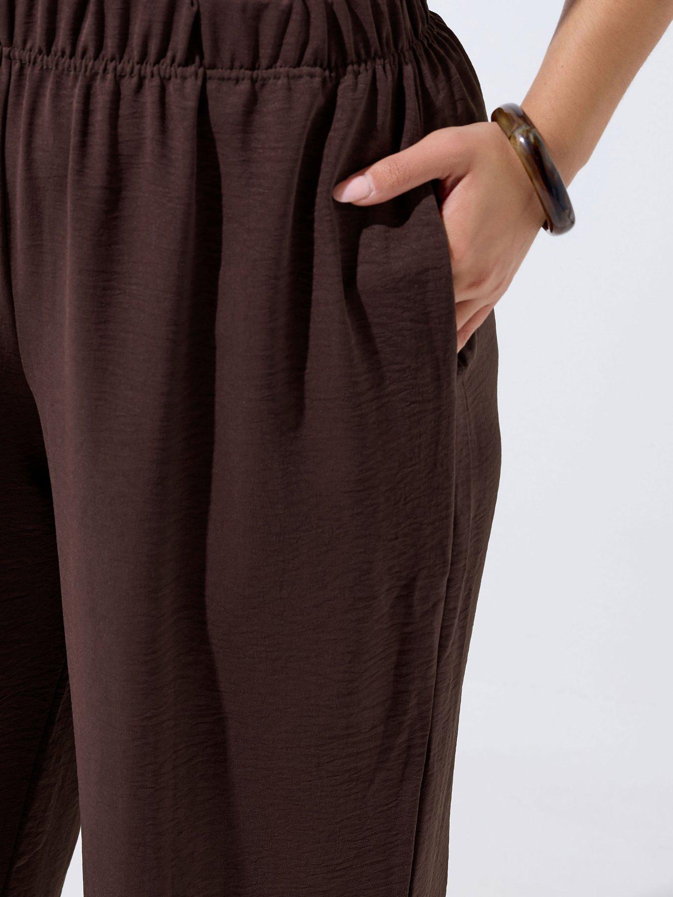 Image 4 of 4 of Yours Harem Crinkle Balloon Trouser - Brown