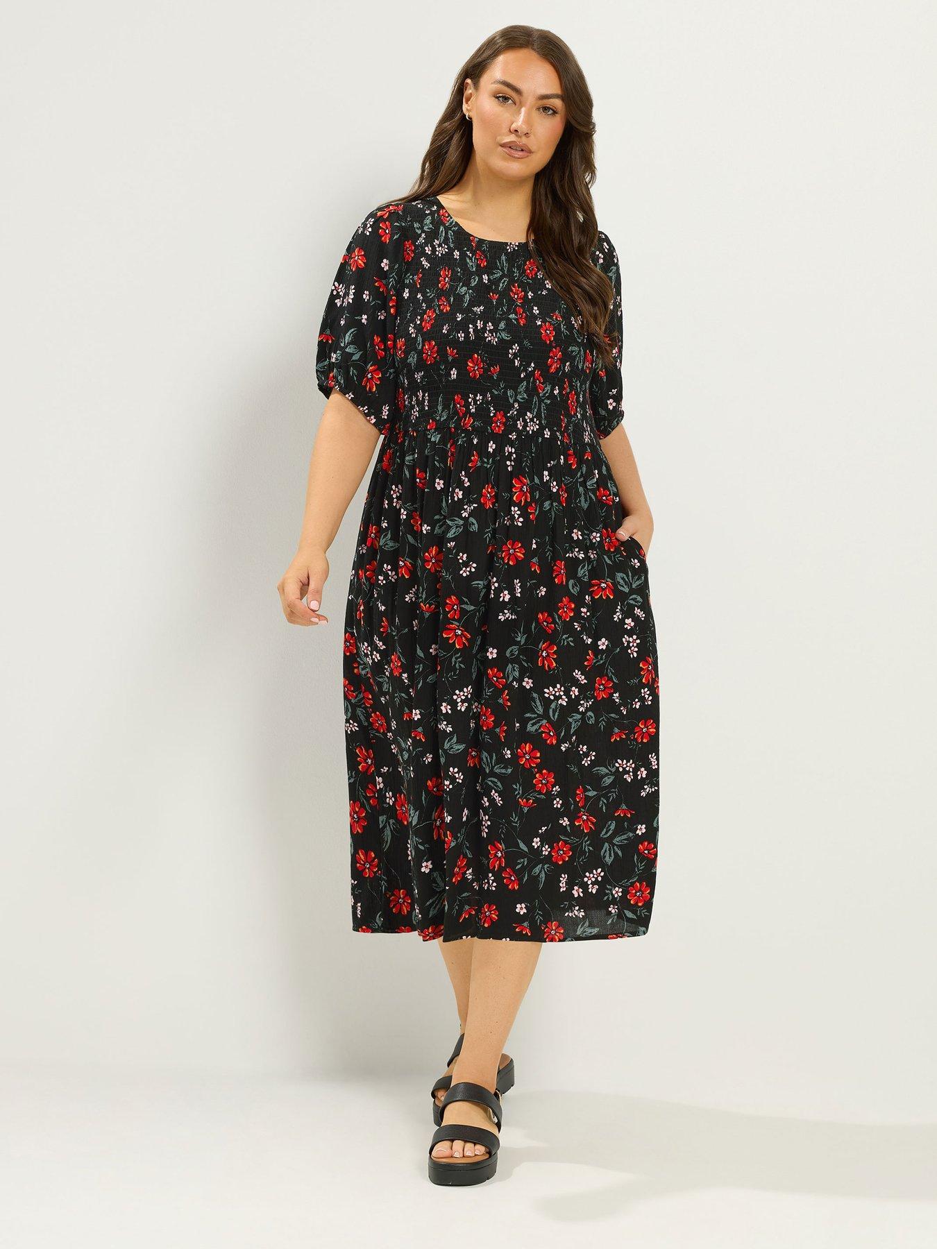 Image 3 of 4 of Yours Curve Shirred Puff Sleeve Midaxi Dress - Black