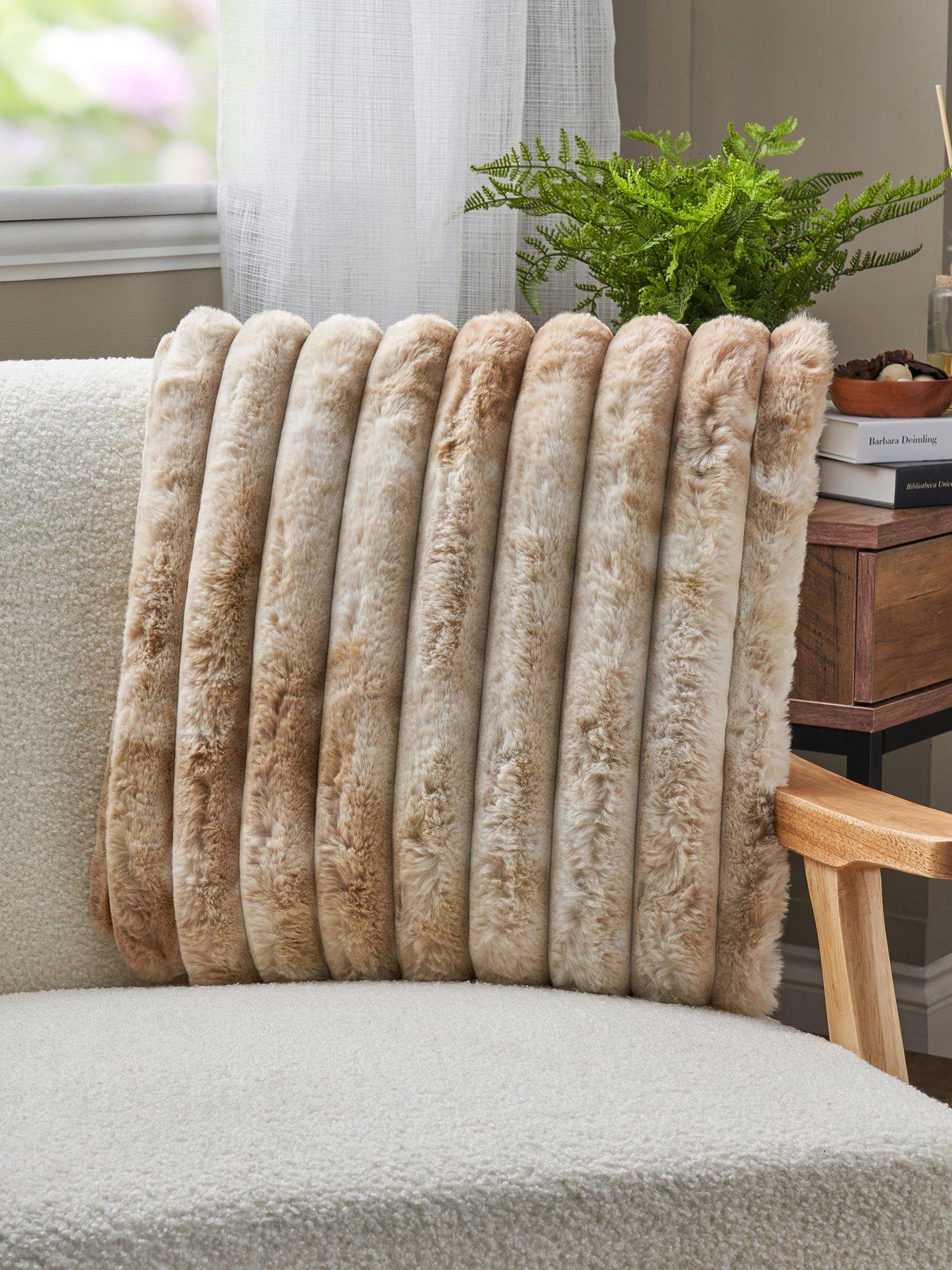 The Very Collection Marled Rib Cushion