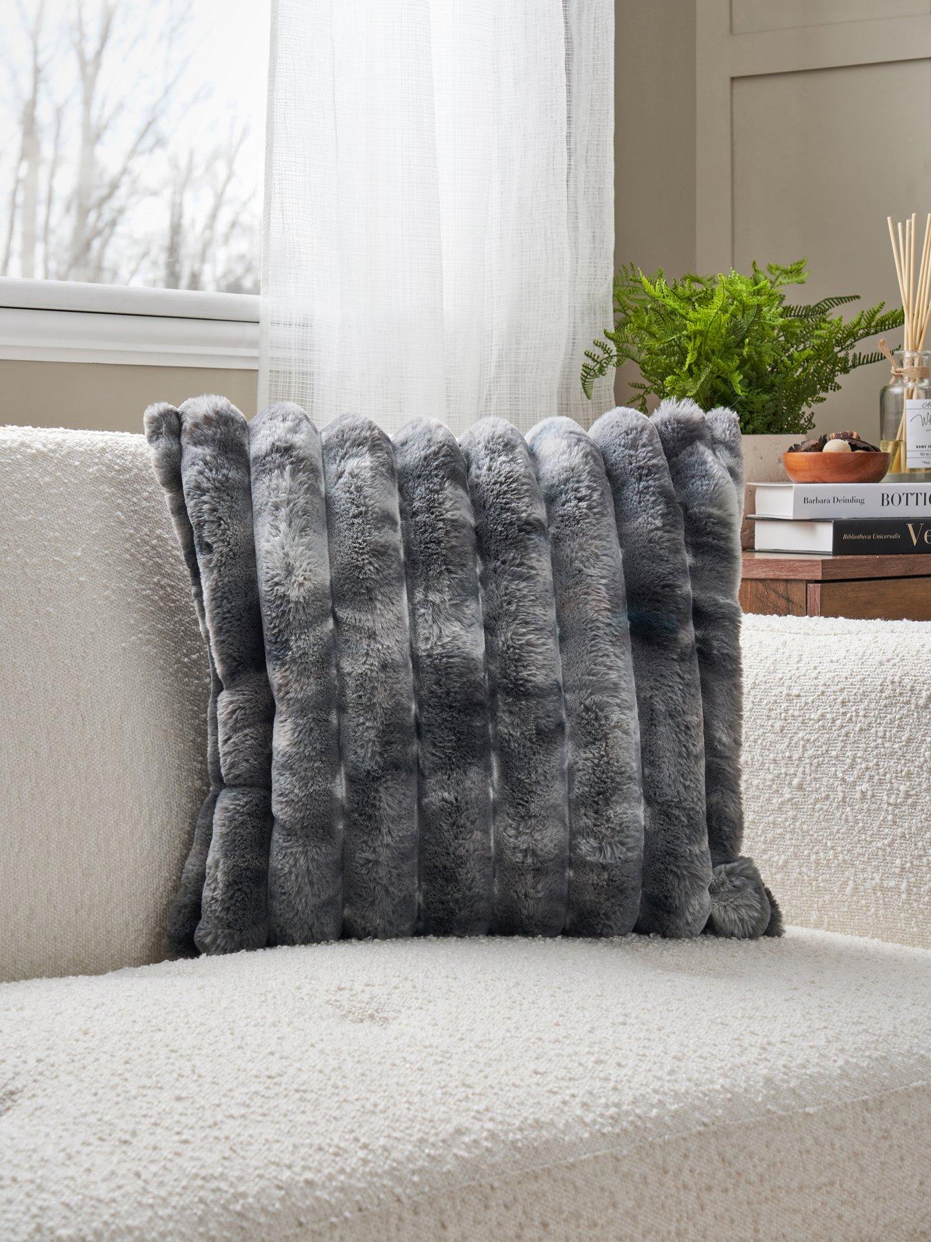 The Very Collection Marled Rib Cushion