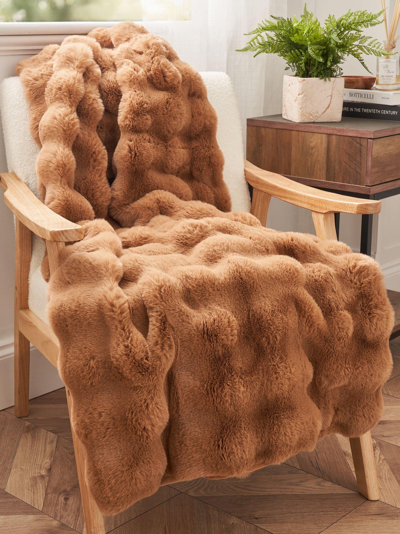 Michelle Keegan Home Tianna Faux Fur Throw 152x127cm