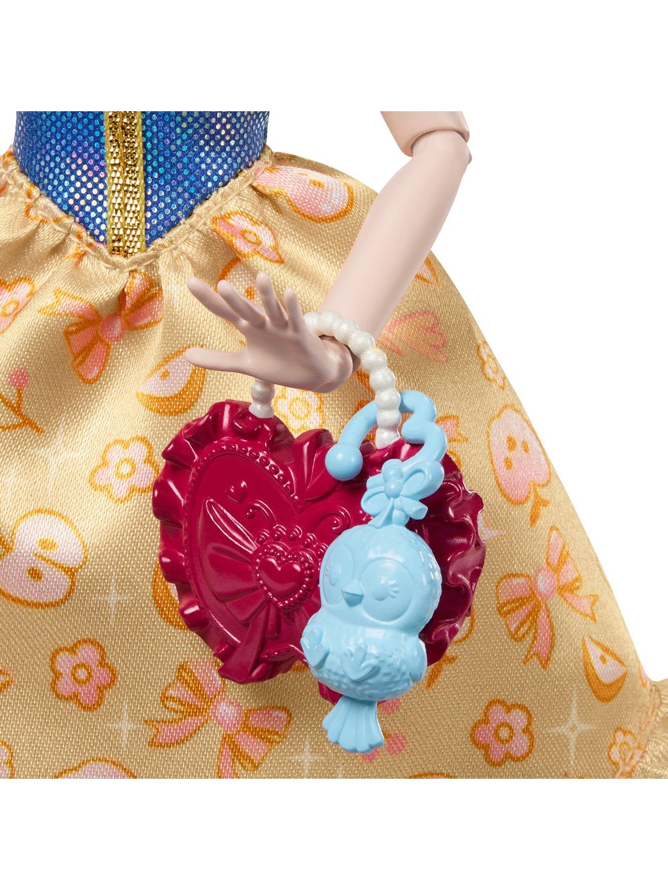 Image 4 of 6 of Disney Princess <p>Collector Snow White Manga Doll with Bluebird Charm, Fashion Accessories and 11 Points of Articulation</p>