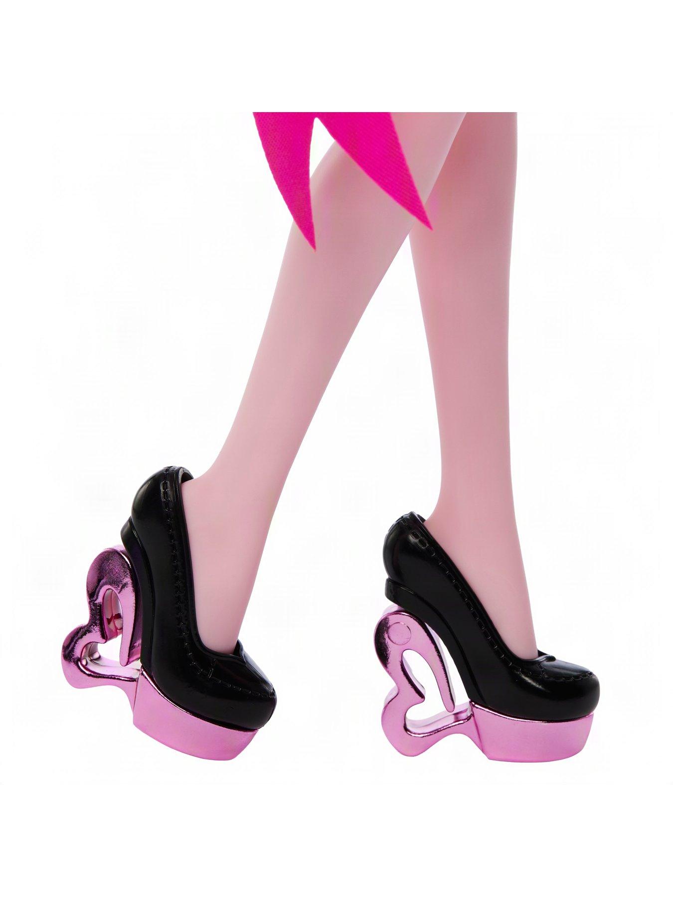 Image 5 of 7 of Monster High Dawn Of The Dance Doll - Draculaura