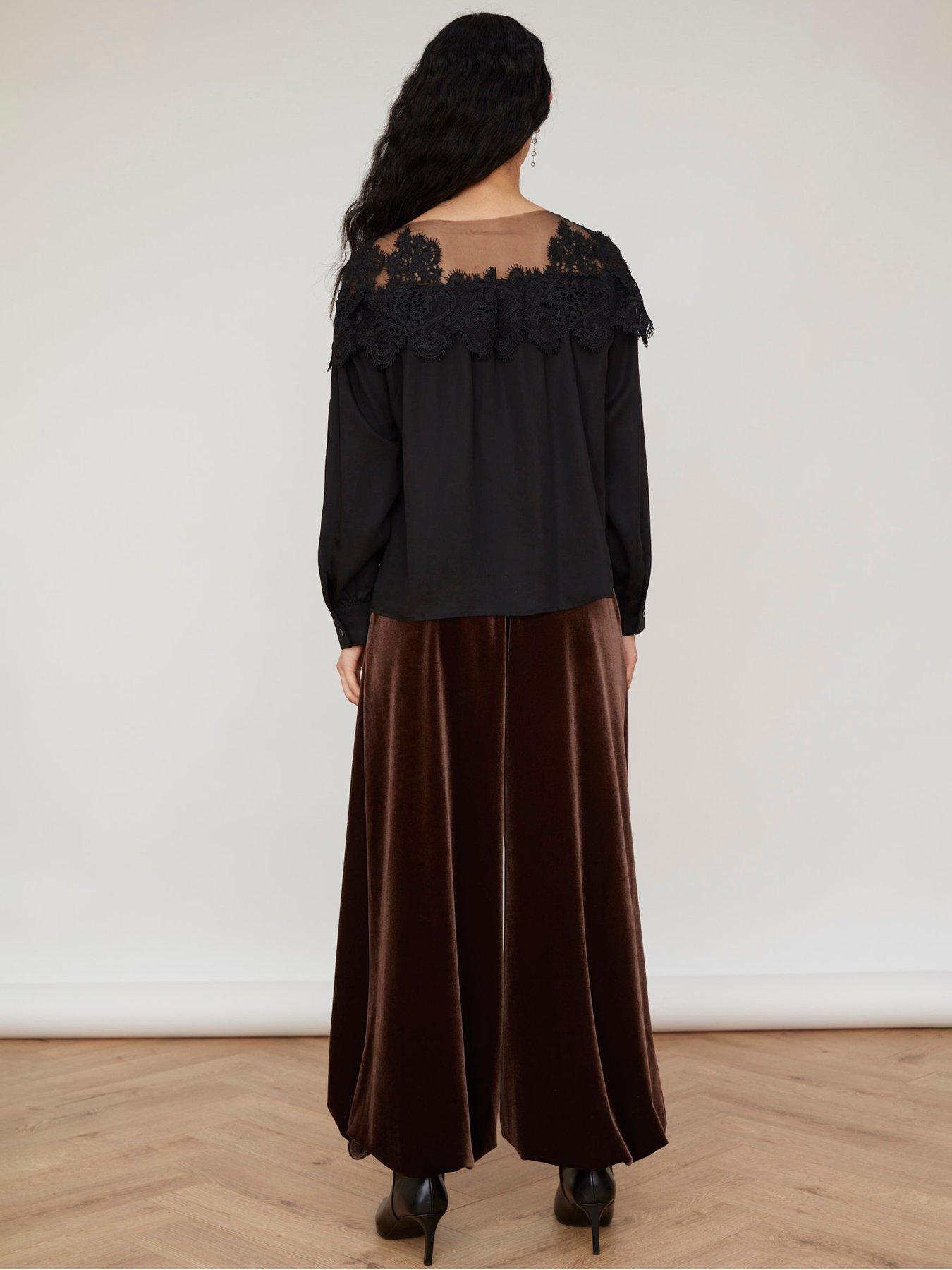 Image 3 of 5 of Jovonna London Briona Blouse - Black