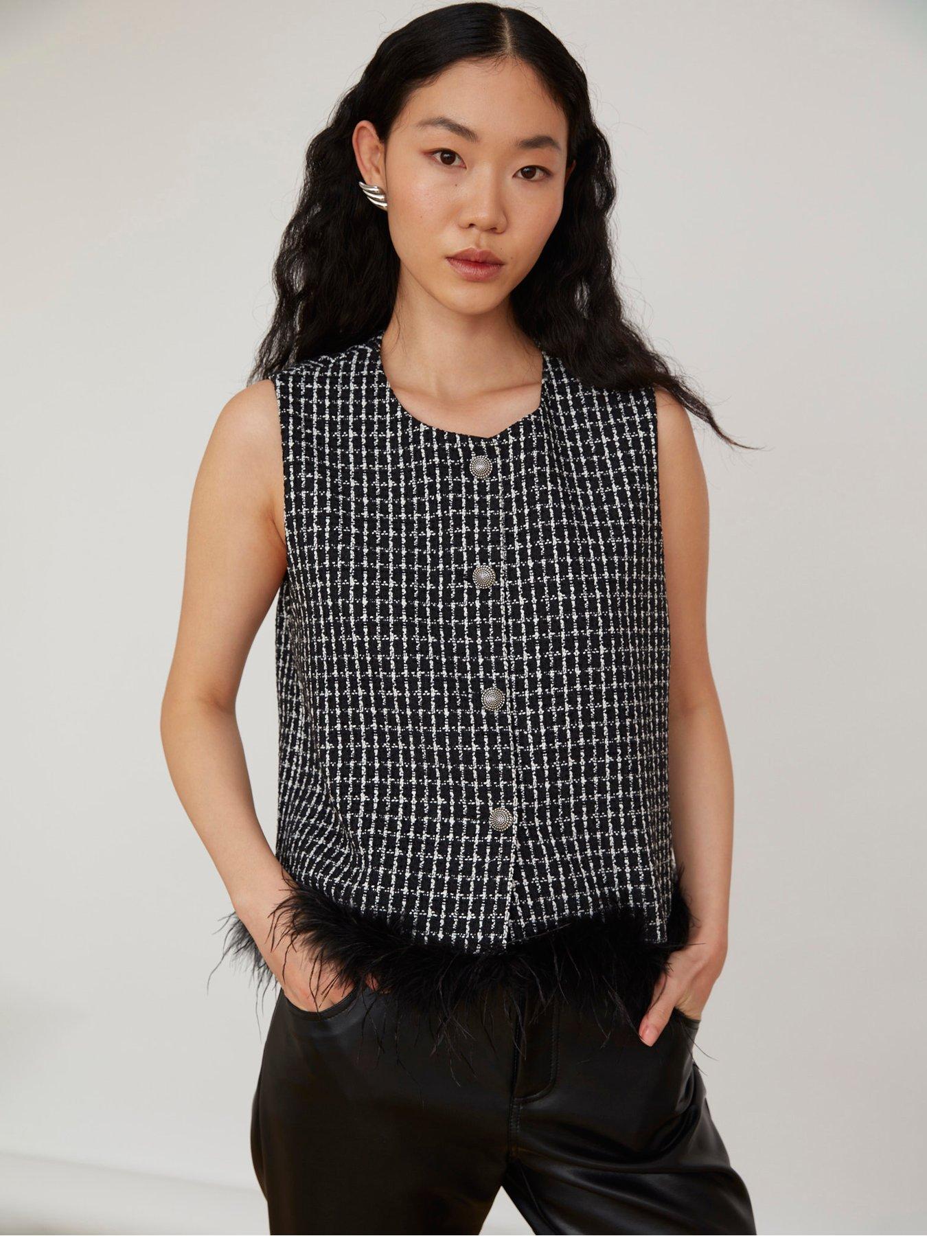 Image 3 of 6 of Jovonna London Daphne Vest - Black
