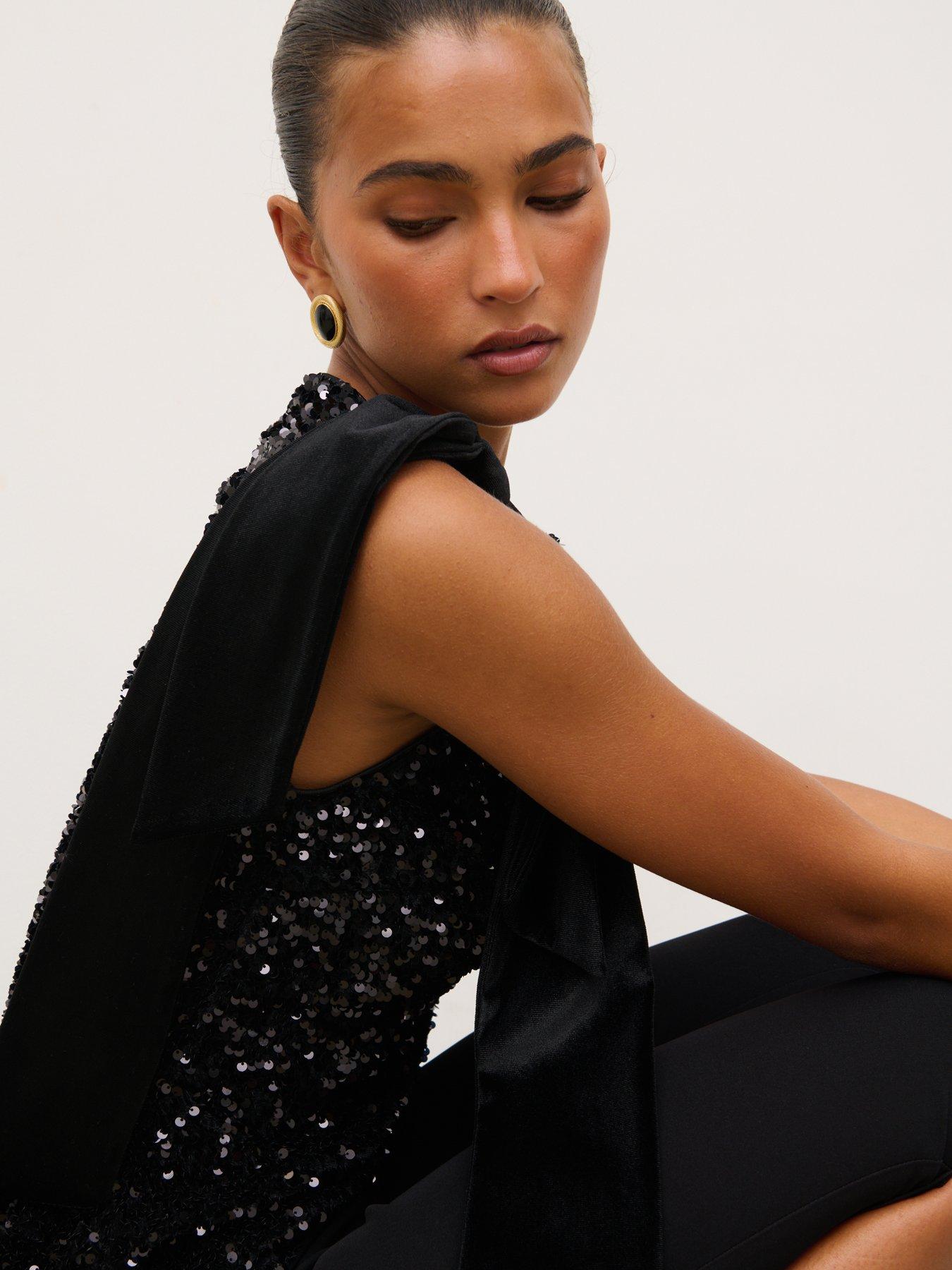 Image 2 of 4 of Pretty Lavish Kate Sequin Bow Detail Top - Black
