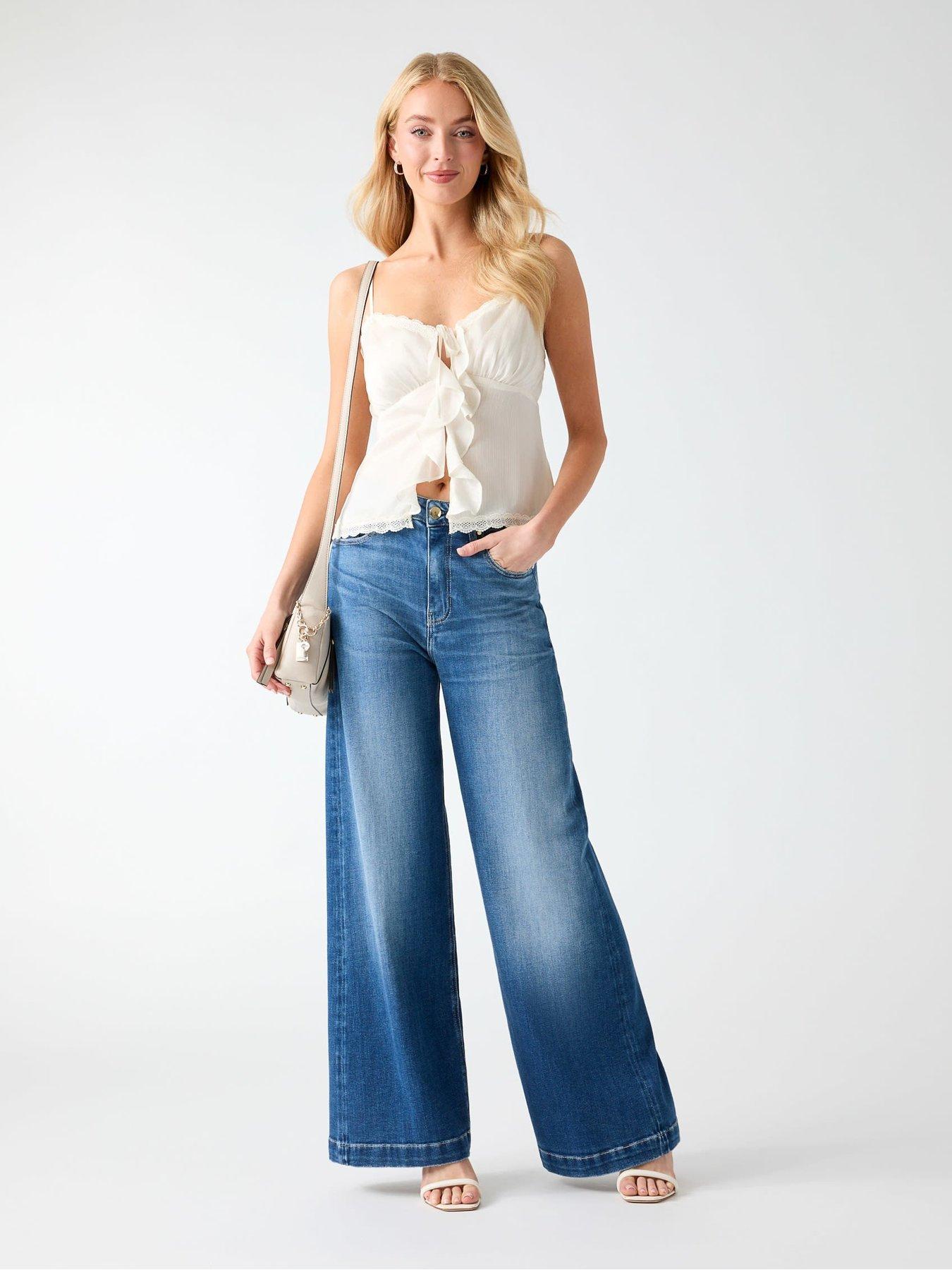 Image 1 of 5 of Guess Bellagio Chain Pockets Jeans - Blue